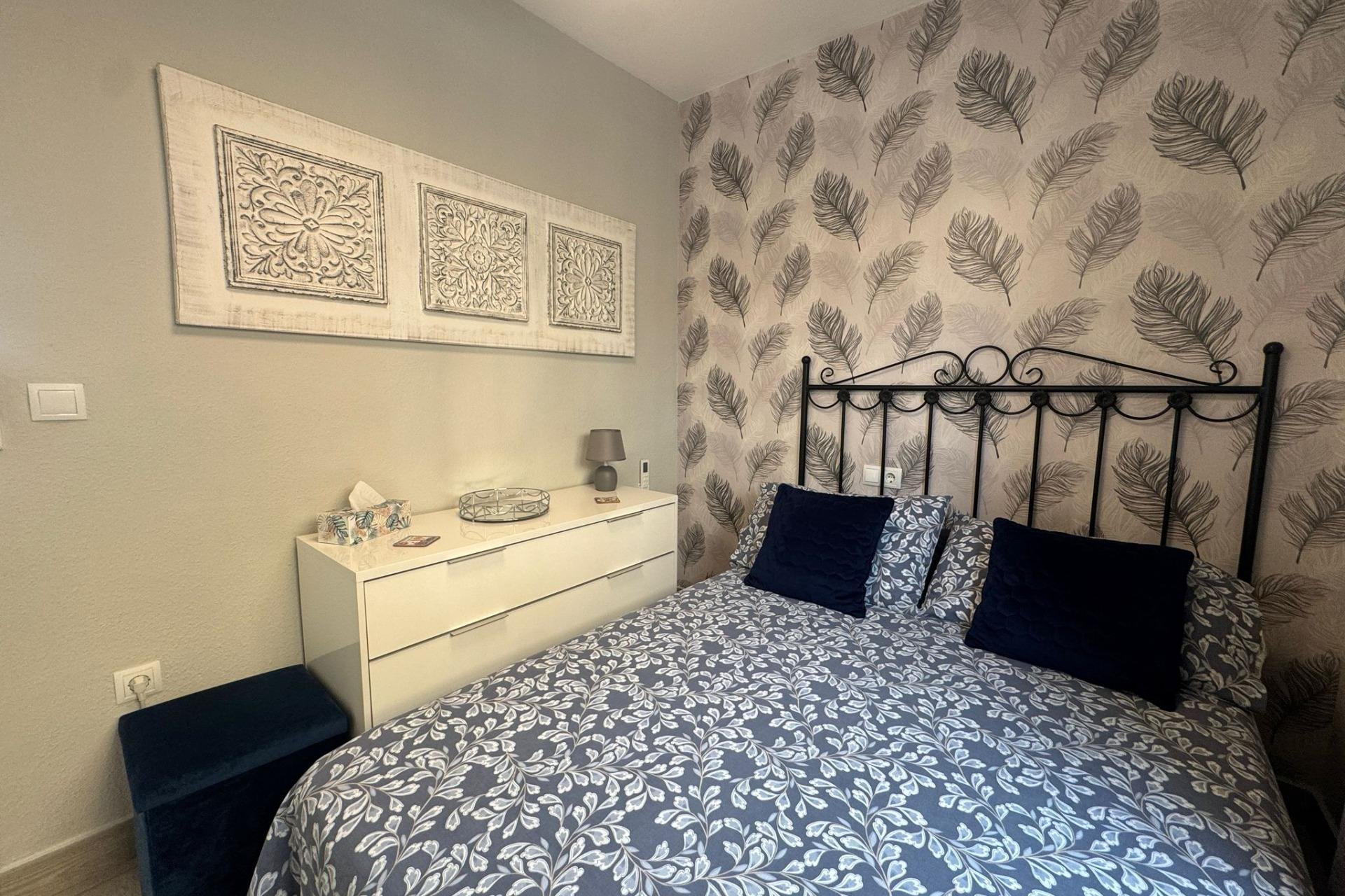 Resale - Villa -
Orihuela Costa - Los Almendros-La Florida