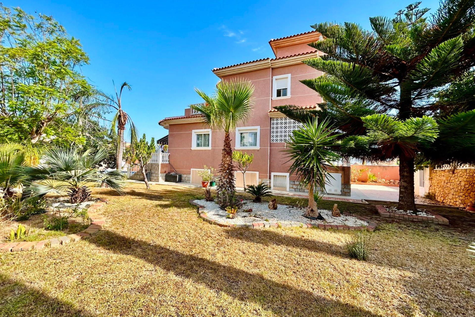 Resale - - VILLA -
Orihuela Costa - Los Balcones