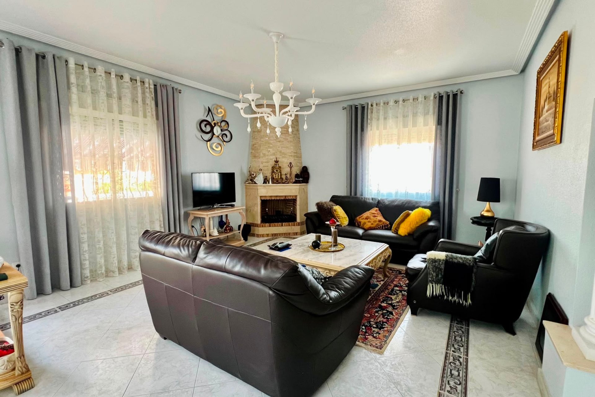 Resale - - VILLA -
Orihuela Costa - Los Balcones