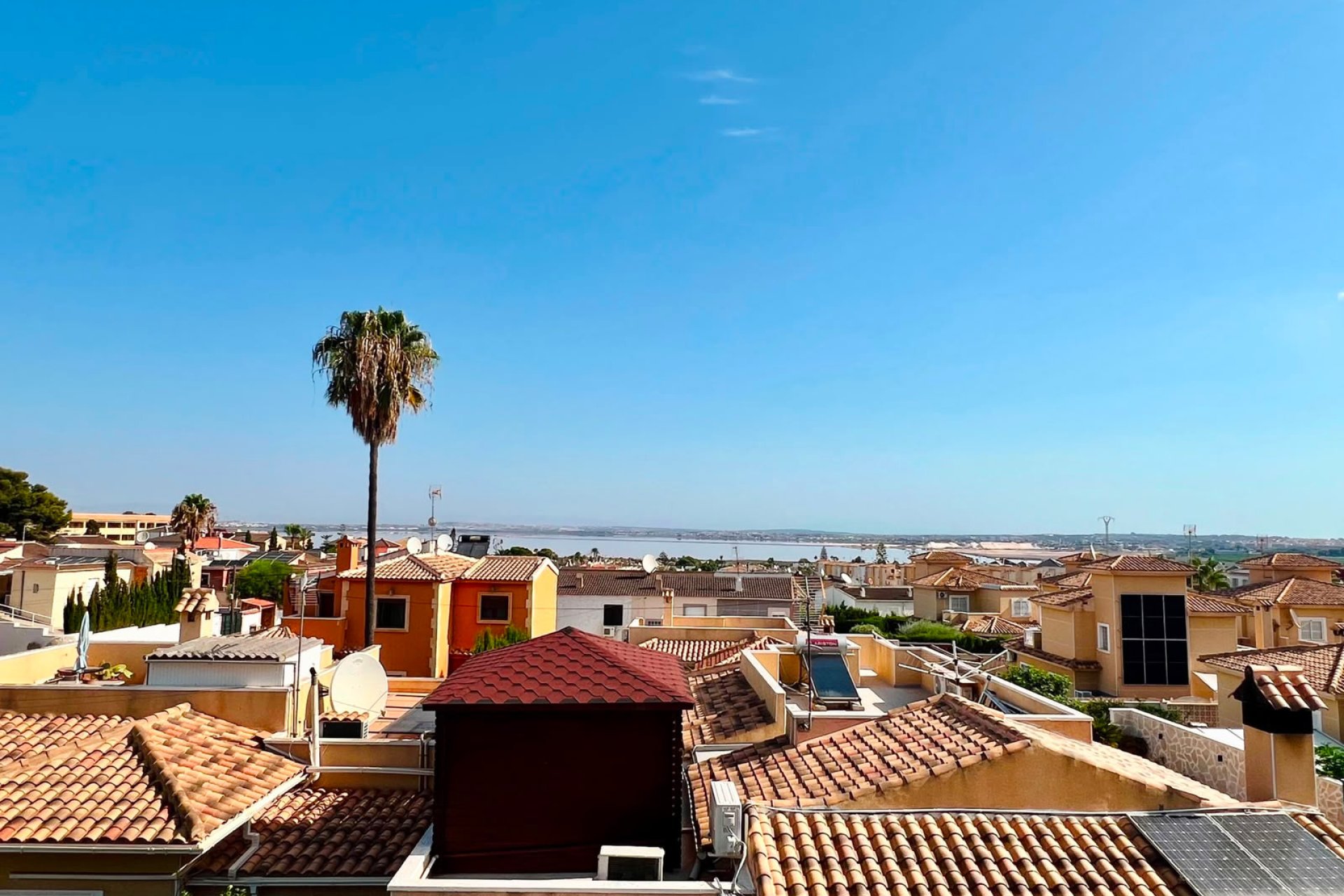 Resale - - VILLA -
Orihuela Costa - Los Balcones