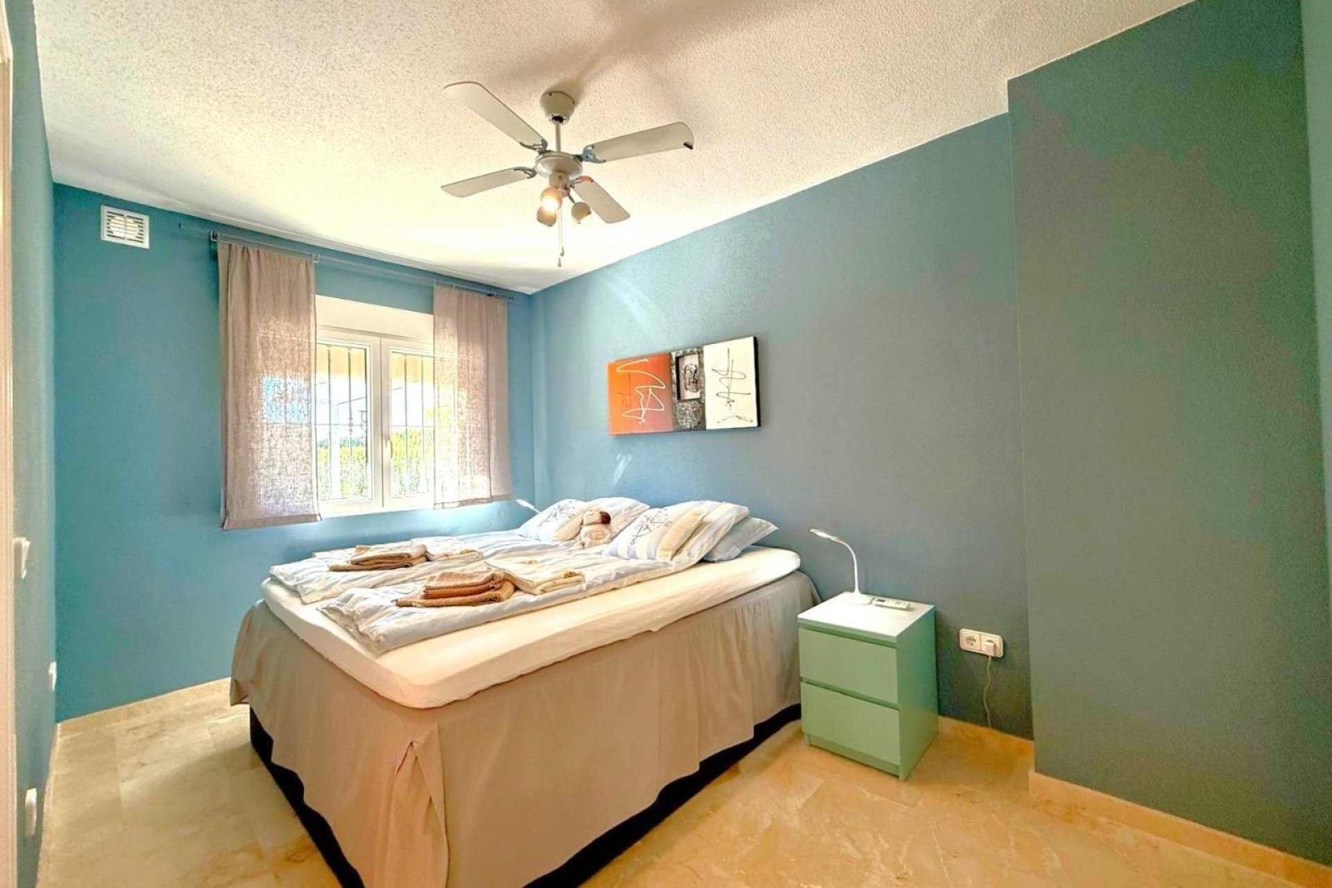 Resale - Villa -
Orihuela Costa - Los Dolses