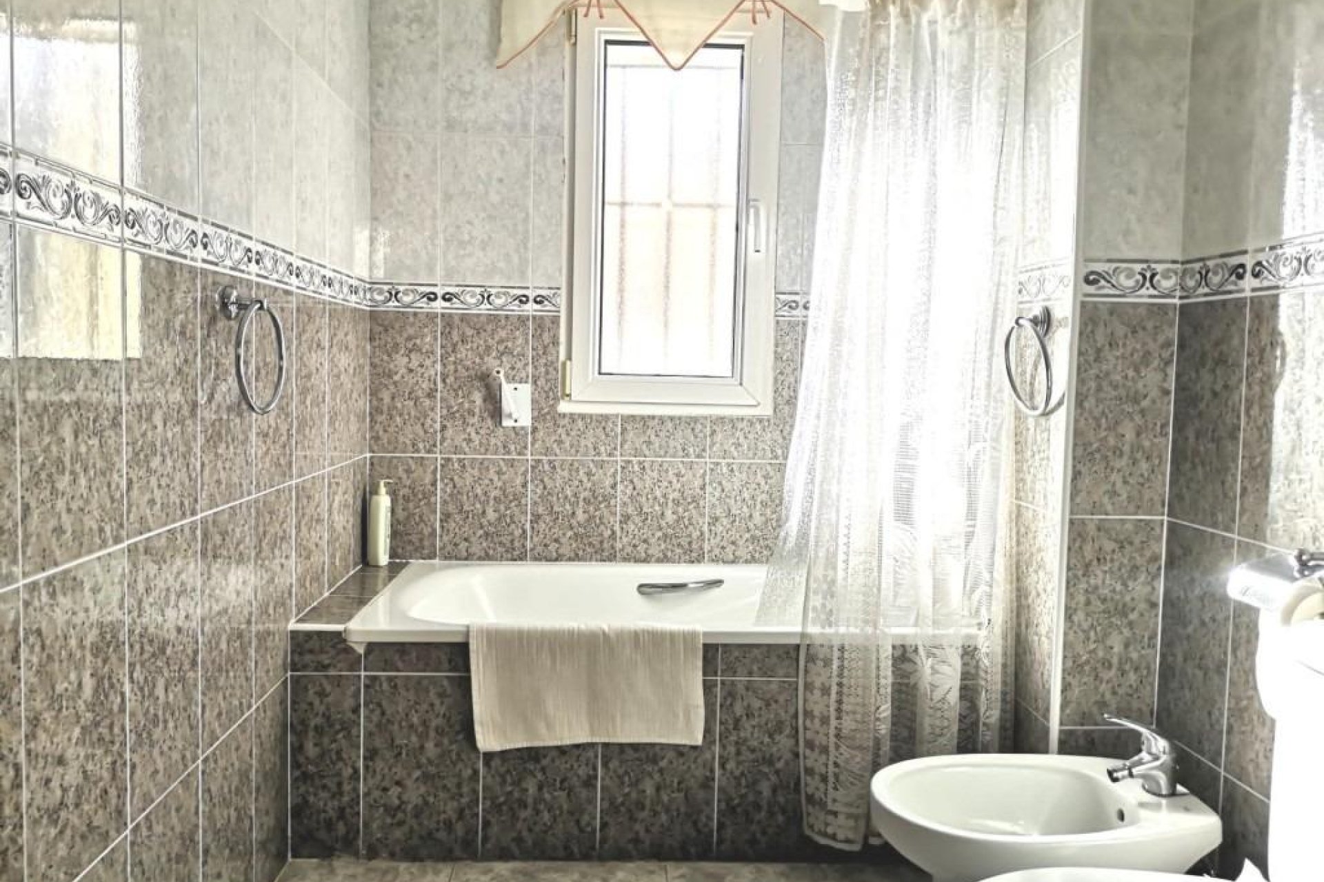 Resale - Villa -
Orihuela Costa - Playa Flamenca