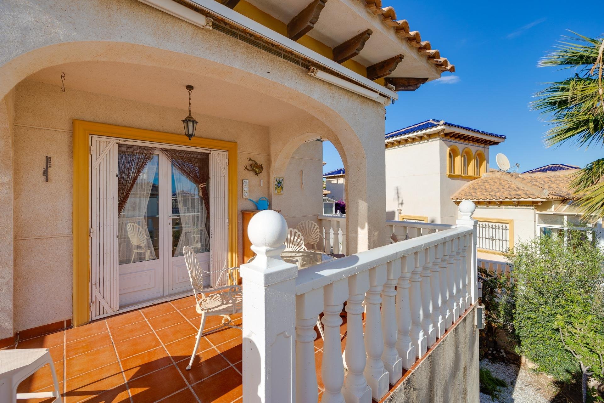 Resale - Villa -
Orihuela Costa - Playa Flamenca