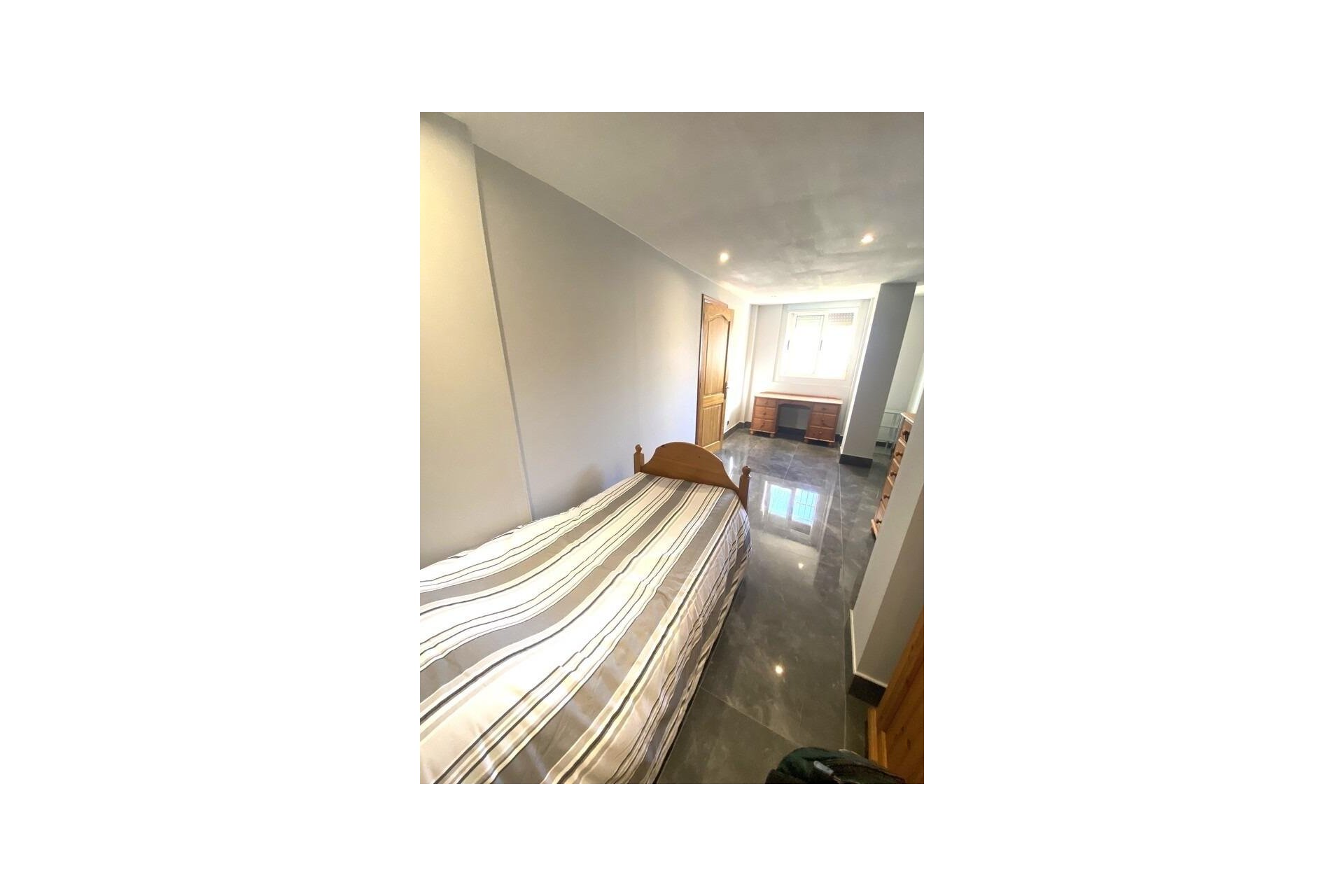 Resale - Villa -
Orihuela Costa - Playa Flamenca