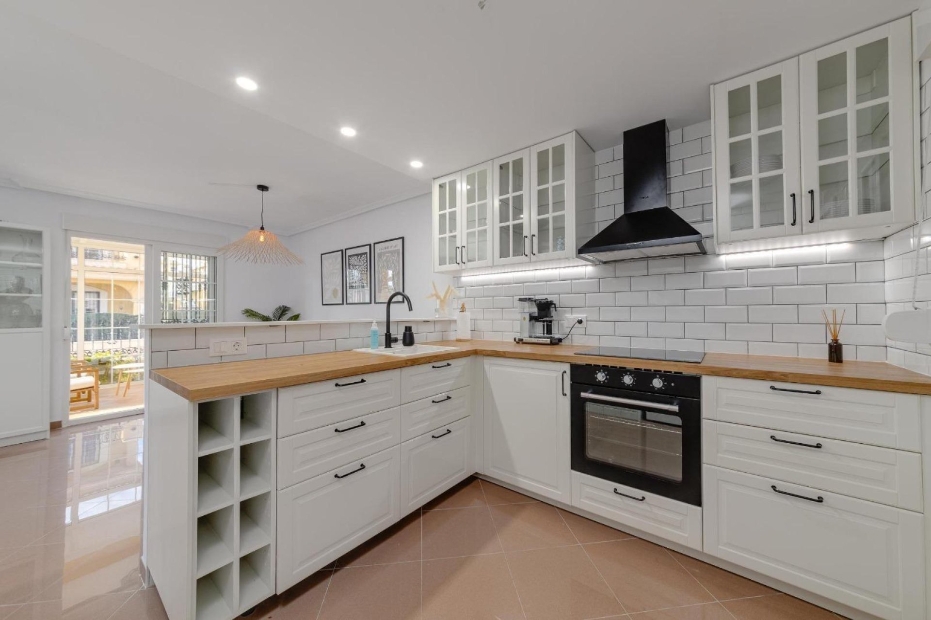 Resale - Villa -
Orihuela Costa - Playa Flamenca