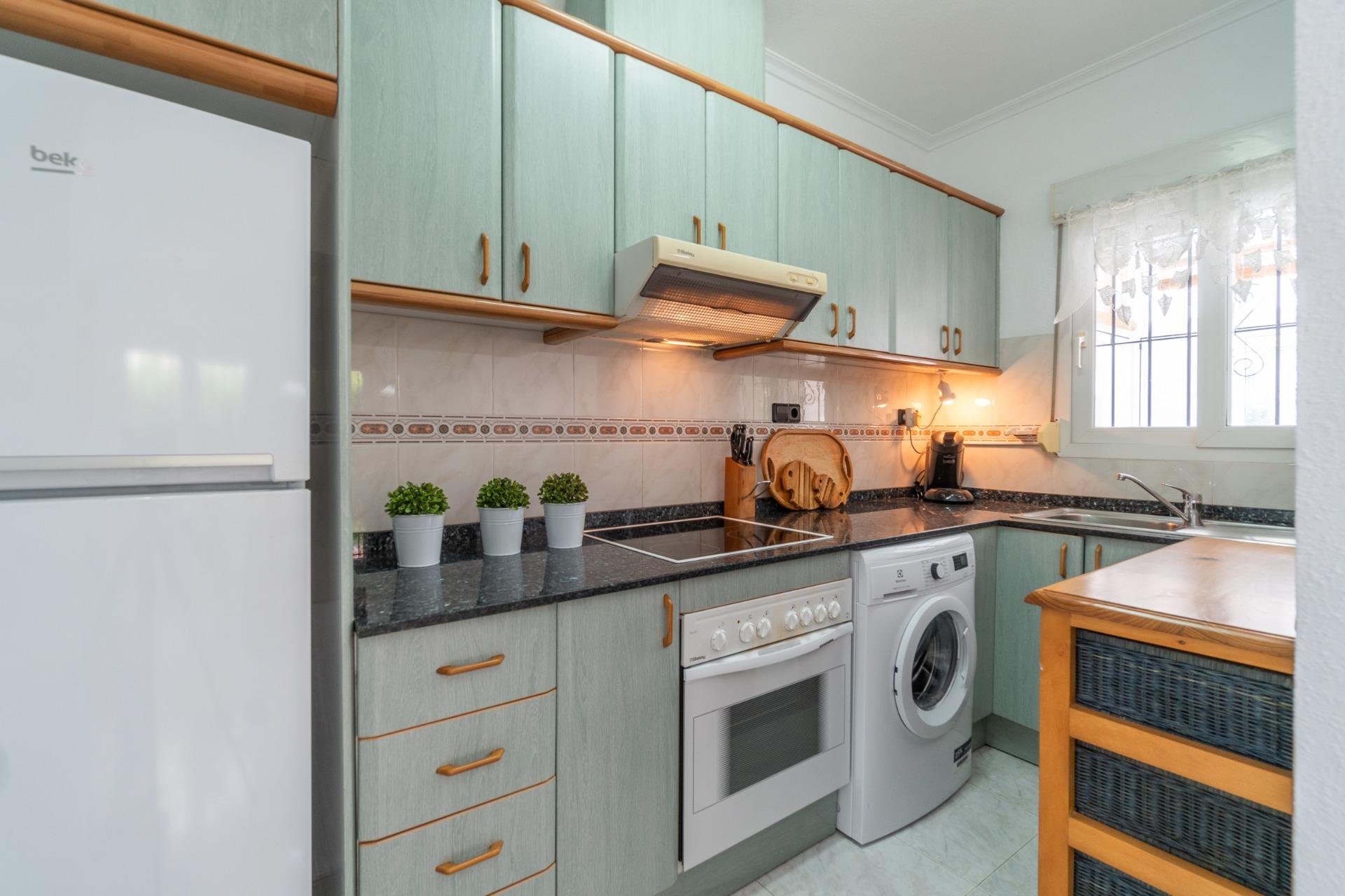 Resale - Villa -
Orihuela Costa - Playa Flamenca