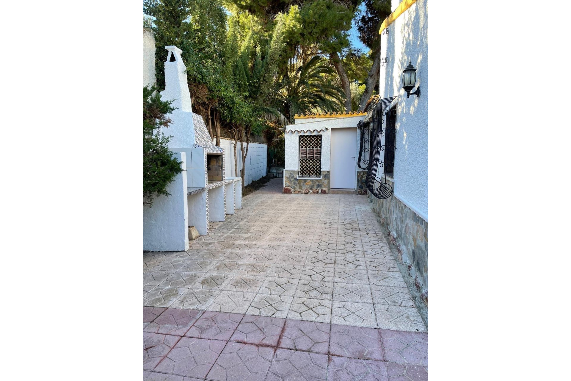 Resale - Villa -
Orihuela Costa - Rocio del Mar