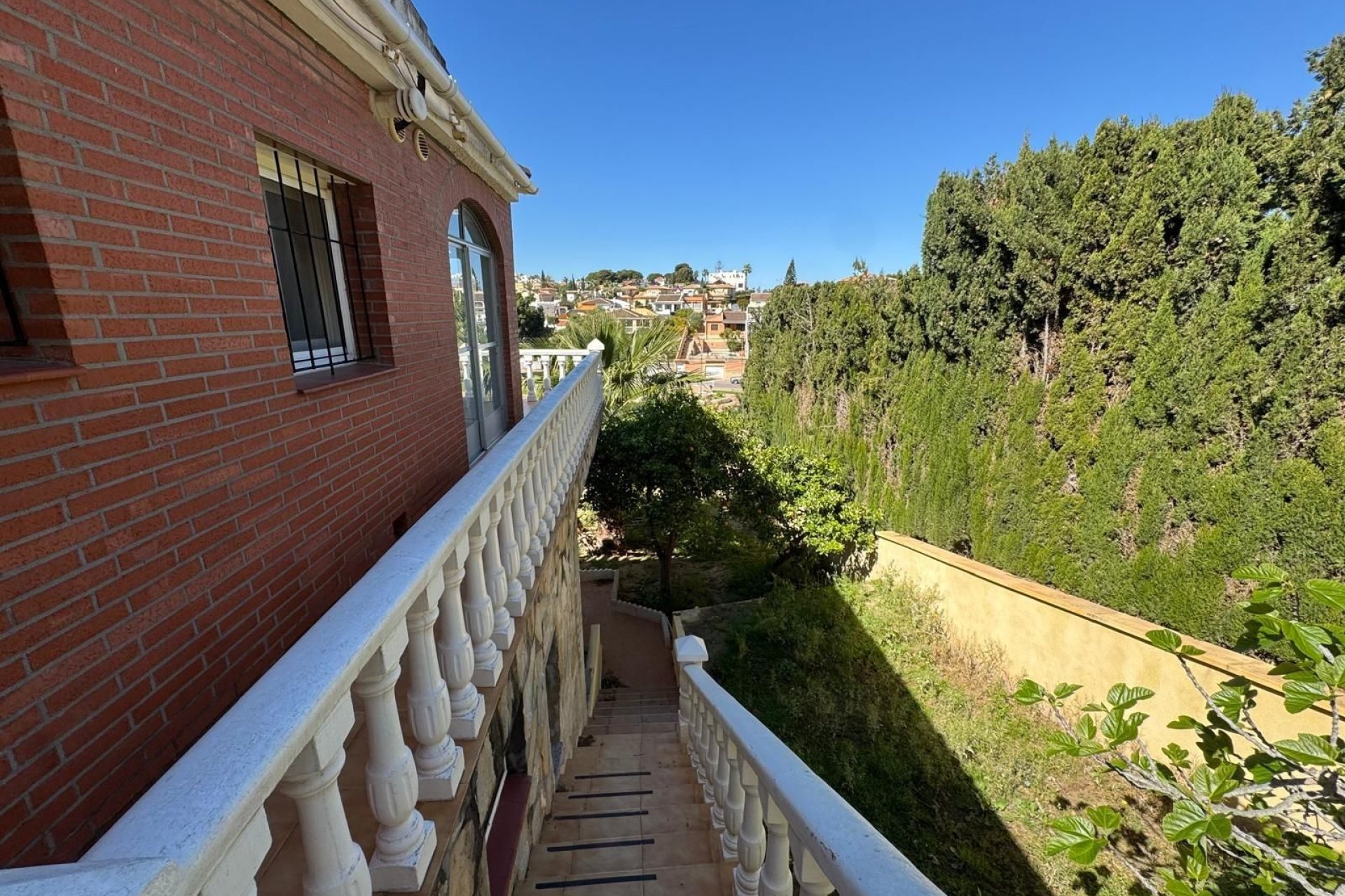 Resale - Villa -
Orihuela Costa - Urbanización Perla del Mar