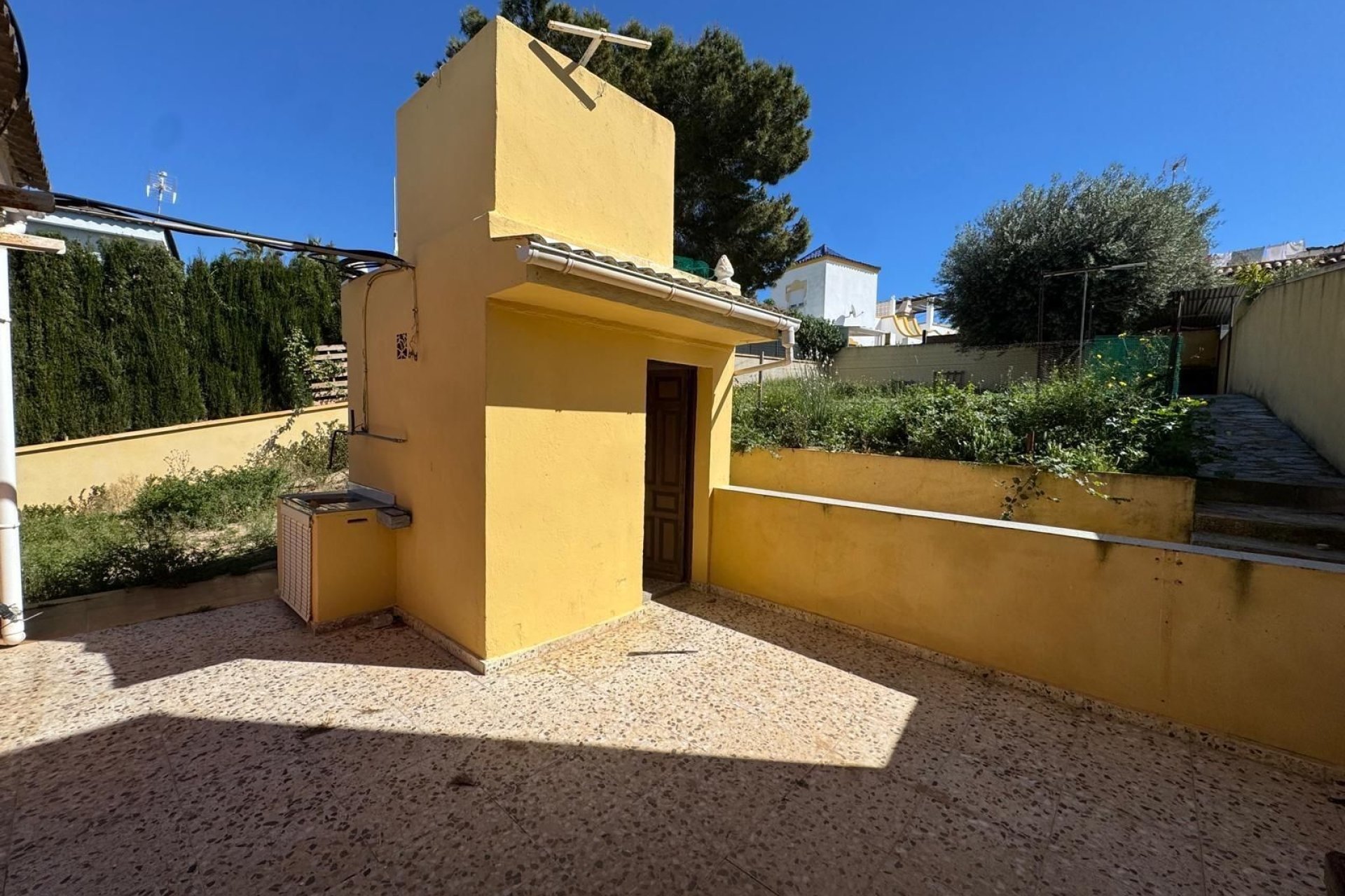 Resale - Villa -
Orihuela Costa - Urbanización Perla del Mar