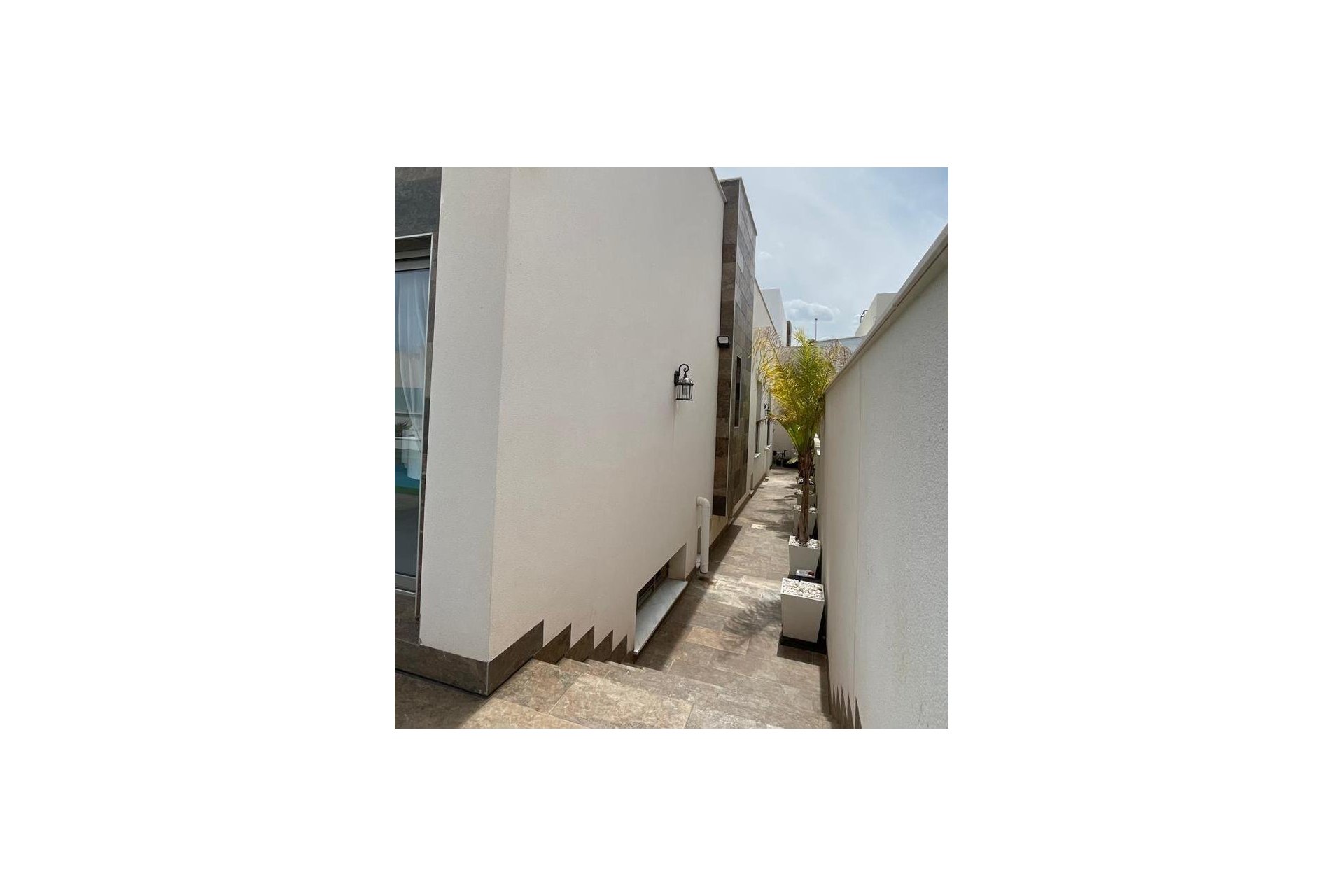 Resale - Villa -
Orihuela Costa - Villamartín