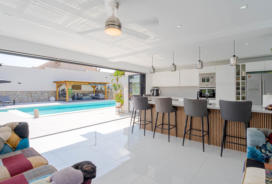 Resale - Villa -
Orihuela-Costa - Villamartin