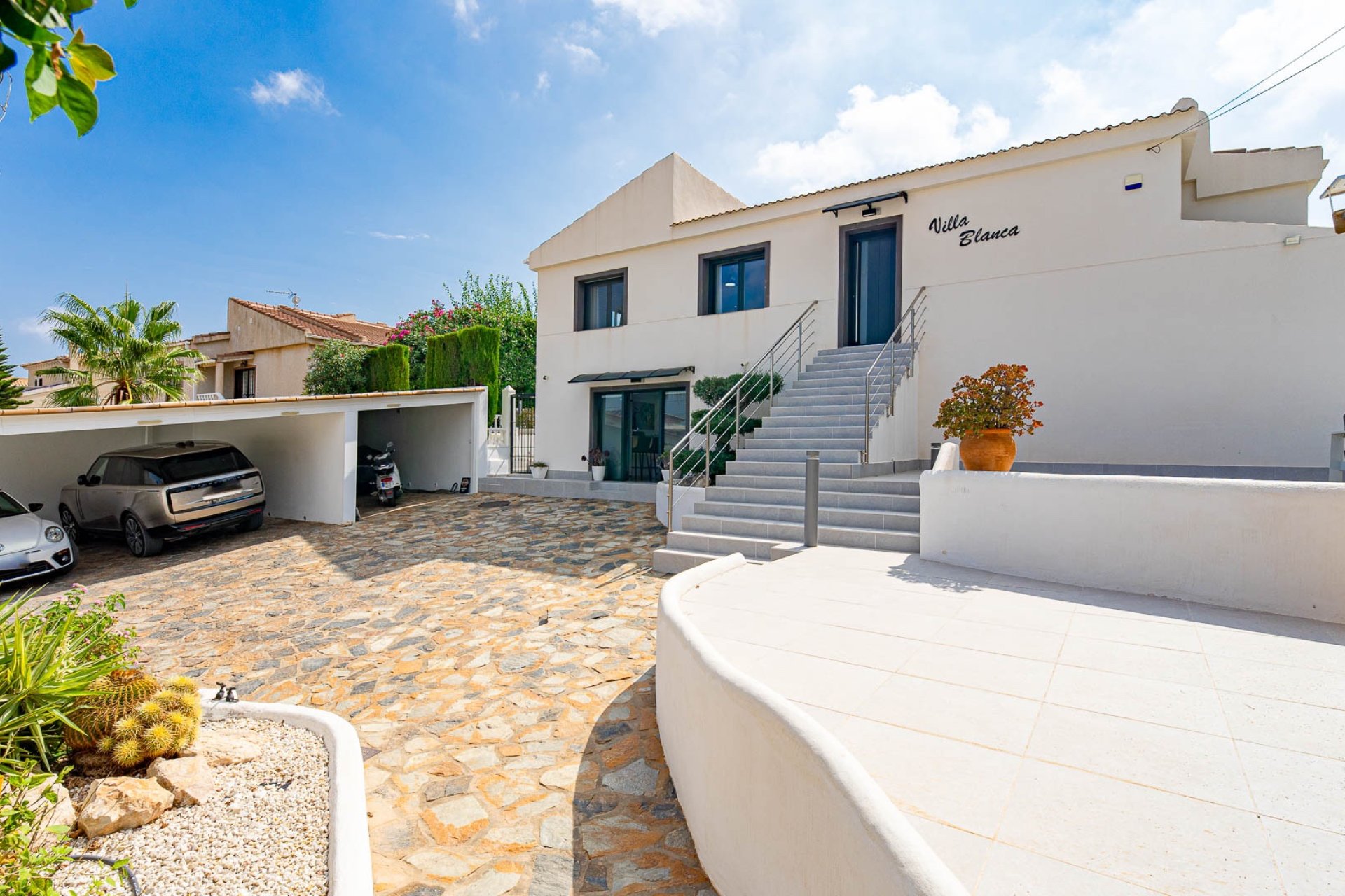 Resale - Villa -
Orihuela-Costa - Villamartin