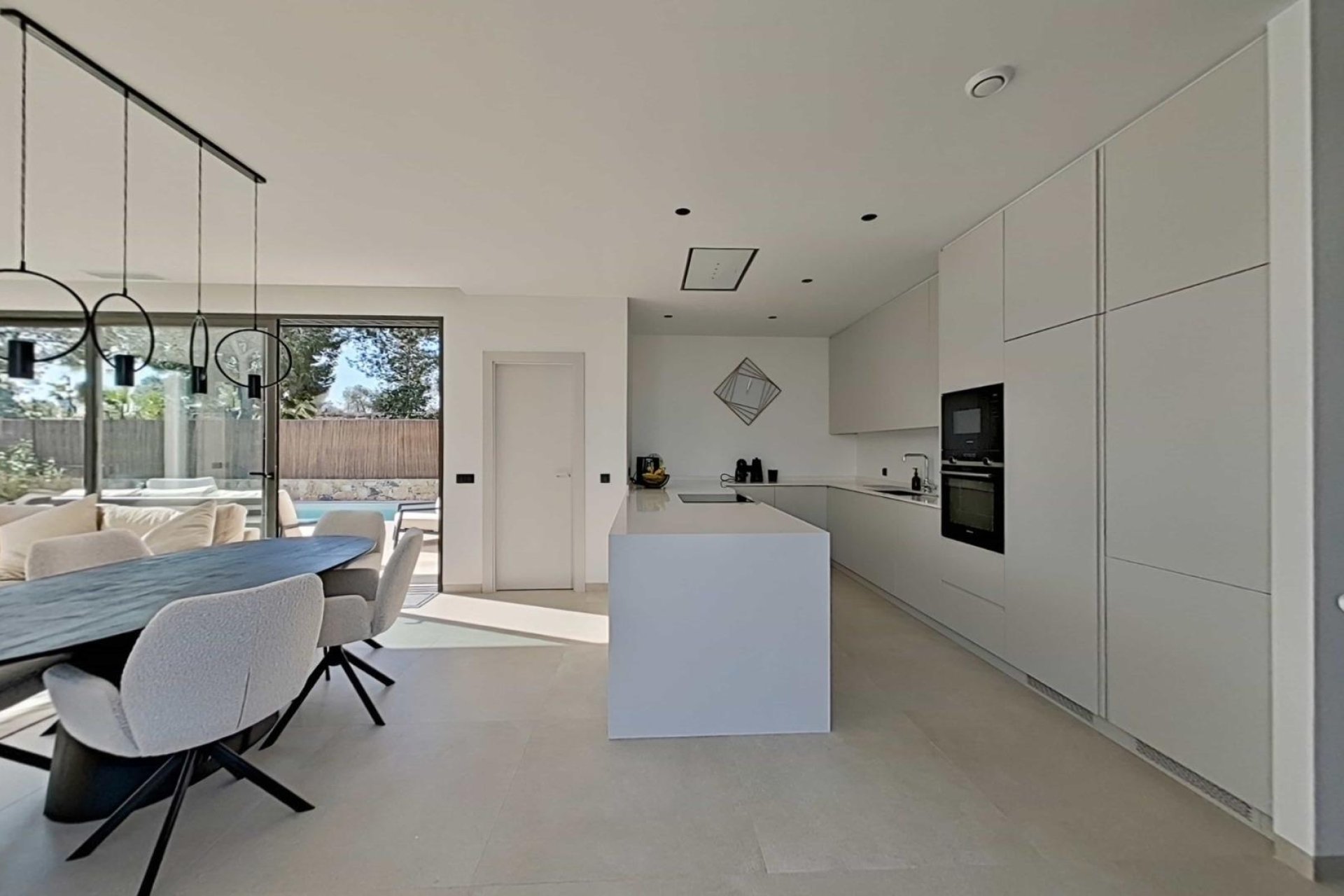 Resale - Villa -
Orihuela - Las Colinas Golf