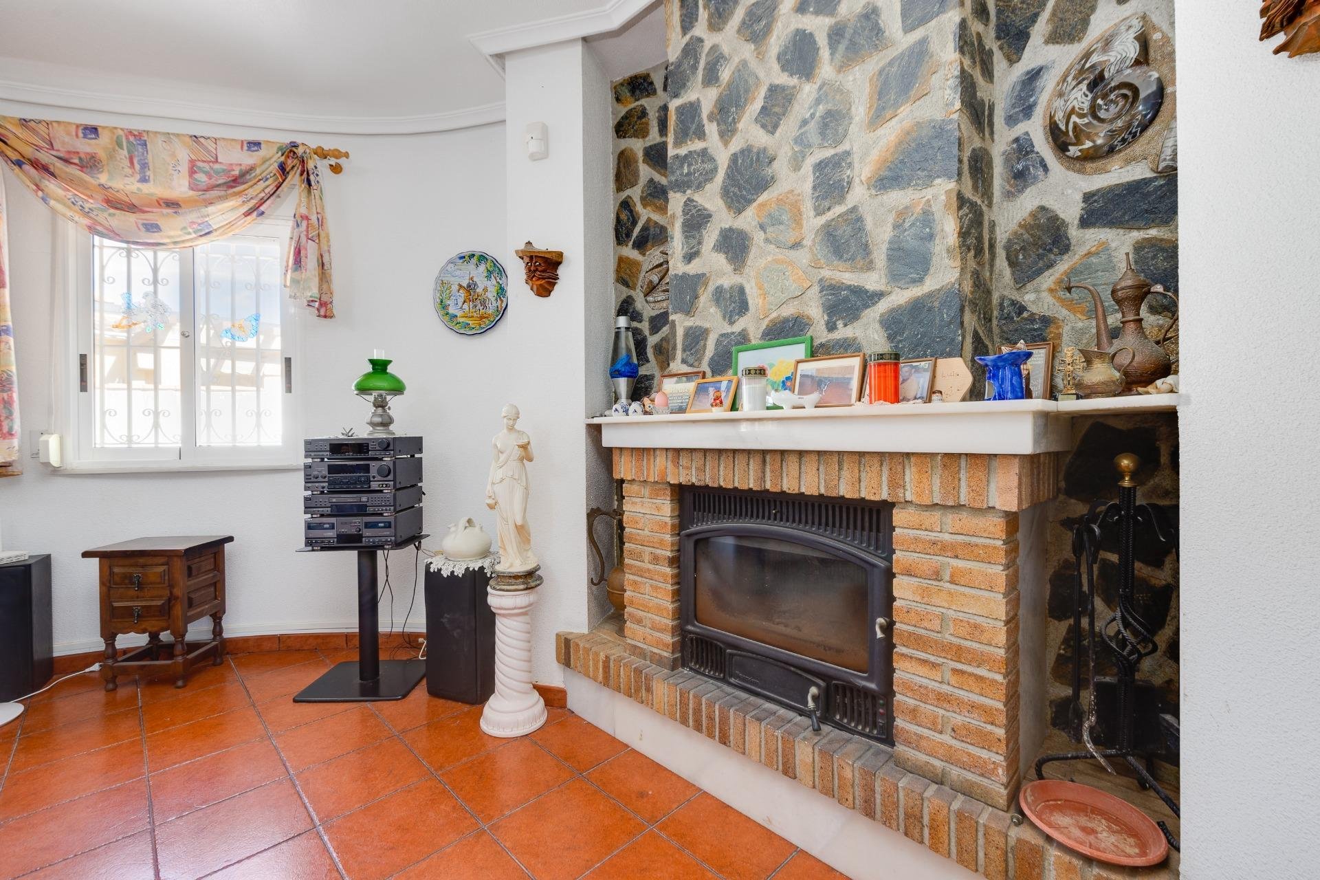 Resale - Villa -
Pilar de la Horadada - Pinar de Campoverde