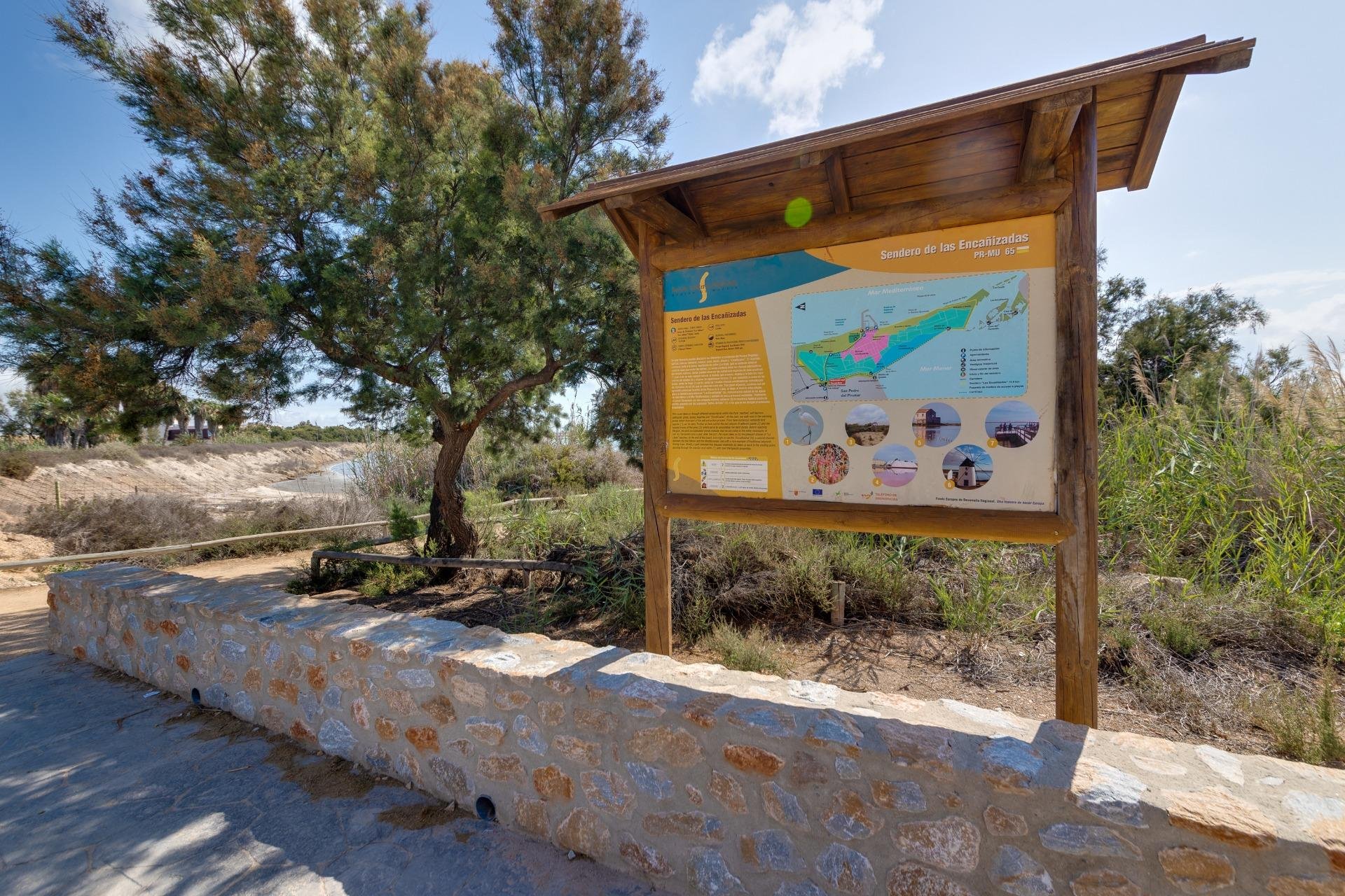 Resale - Villa -
Pilar de la Horadada - Pinar de Campoverde