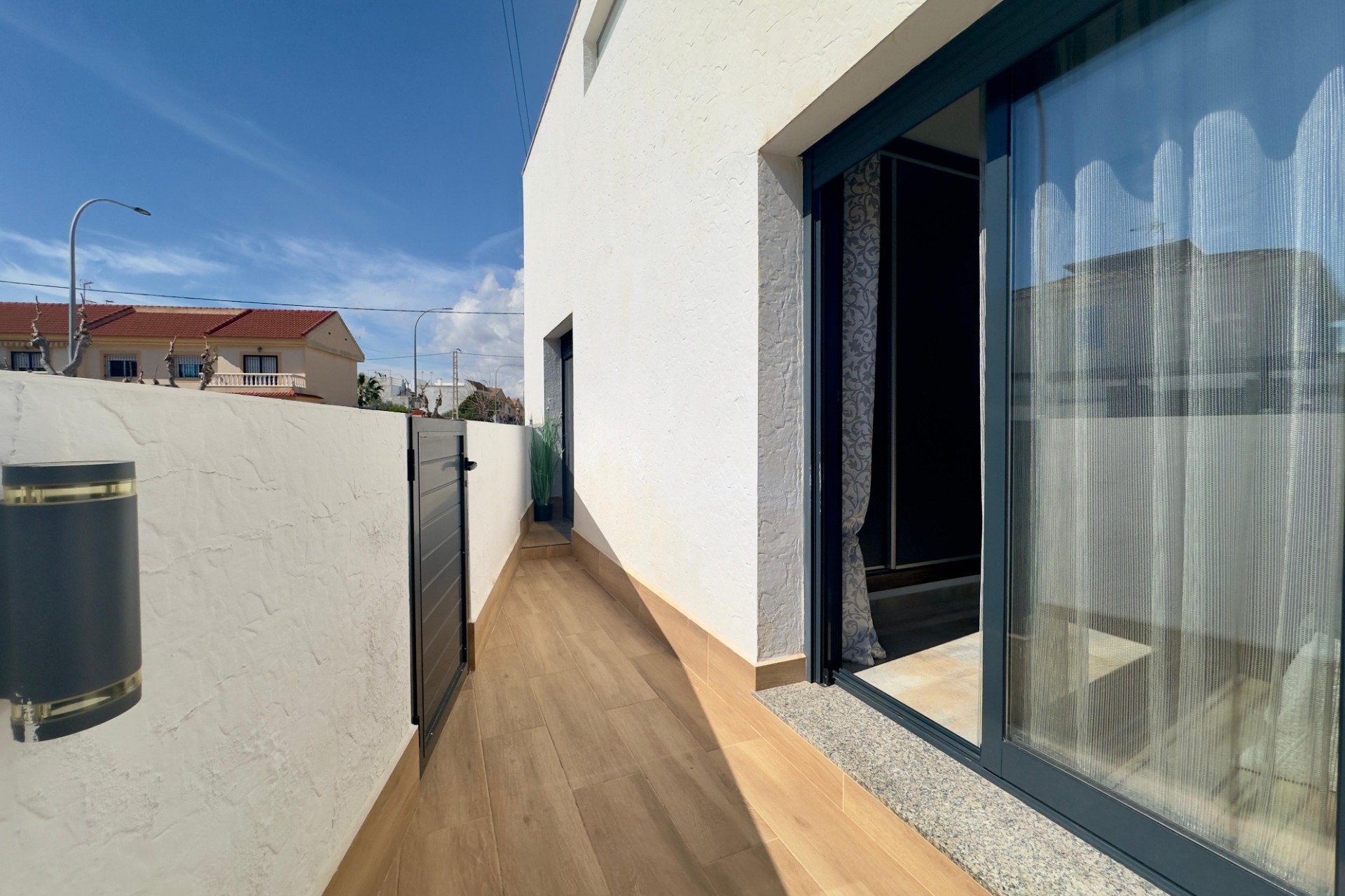 Resale - Villa -
Pilar de la Horadada - Torre de la Horadada