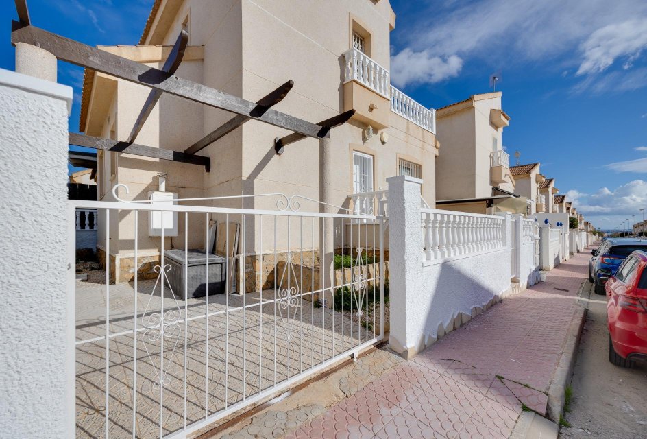 Resale - Villa -
Rojales - Centro de la Ciudad Quesada