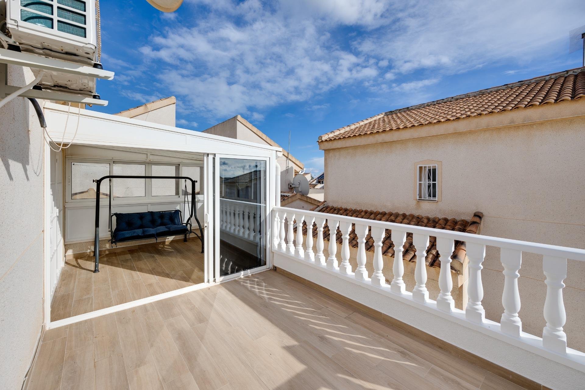 Resale - Villa -
Rojales - Centro de la Ciudad Quesada