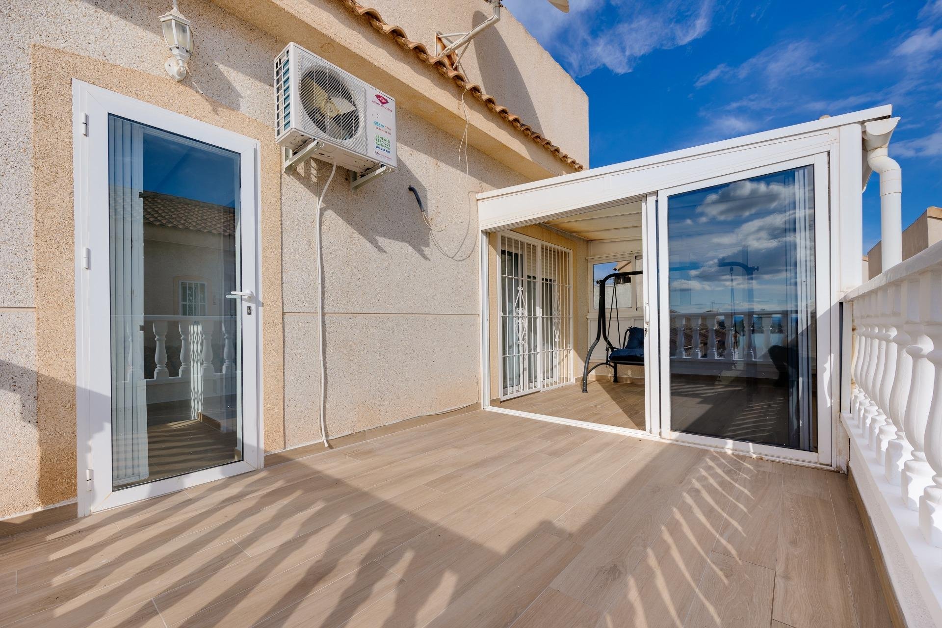 Resale - Villa -
Rojales - Centro de la Ciudad Quesada