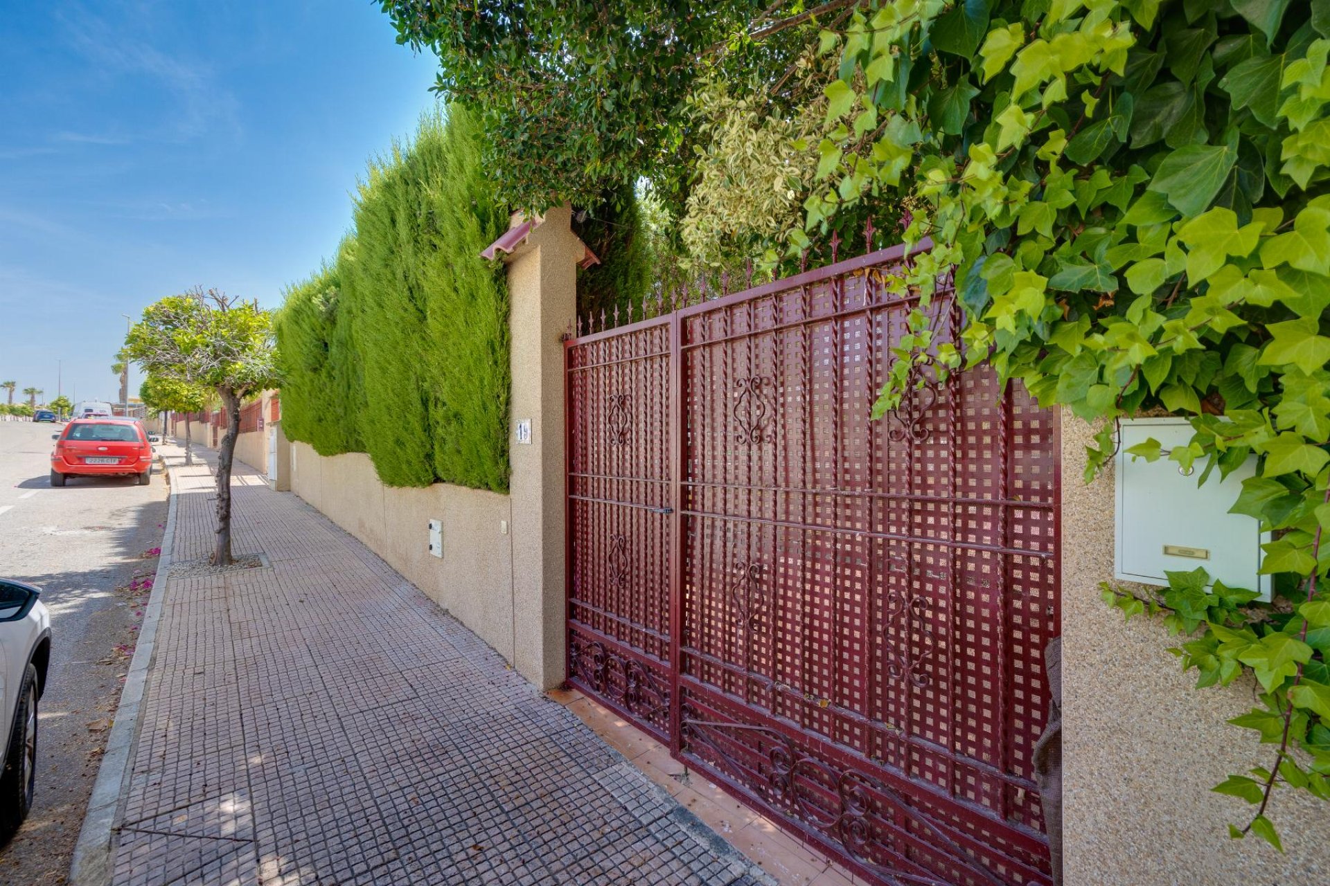 Resale - Villa -
San Fulgencio - La marina