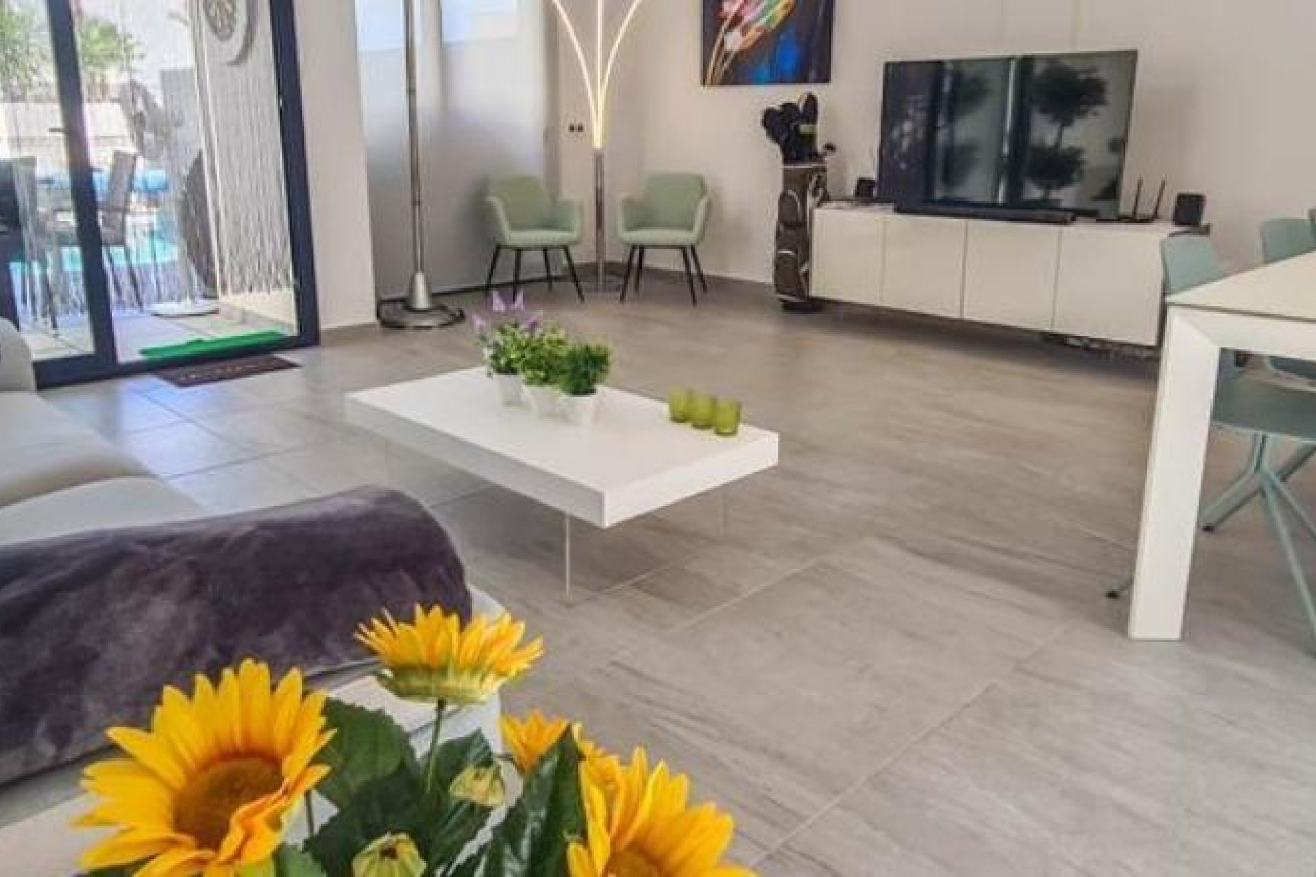 Resale - Villa -
San Miguel de Salinas - Altos de san miguel