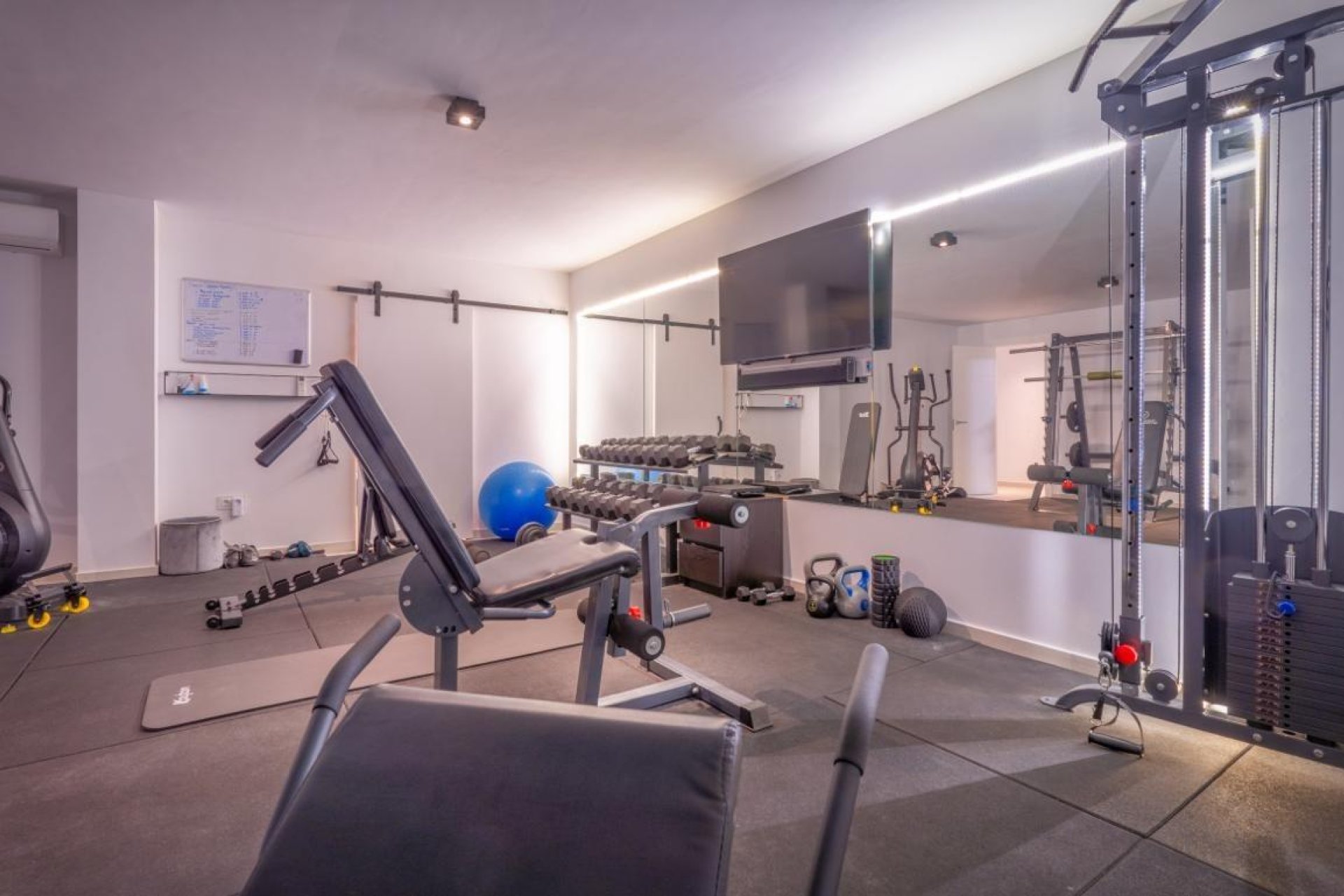 Resale - Villa -
San Miguel de Salinas - Altos de san miguel