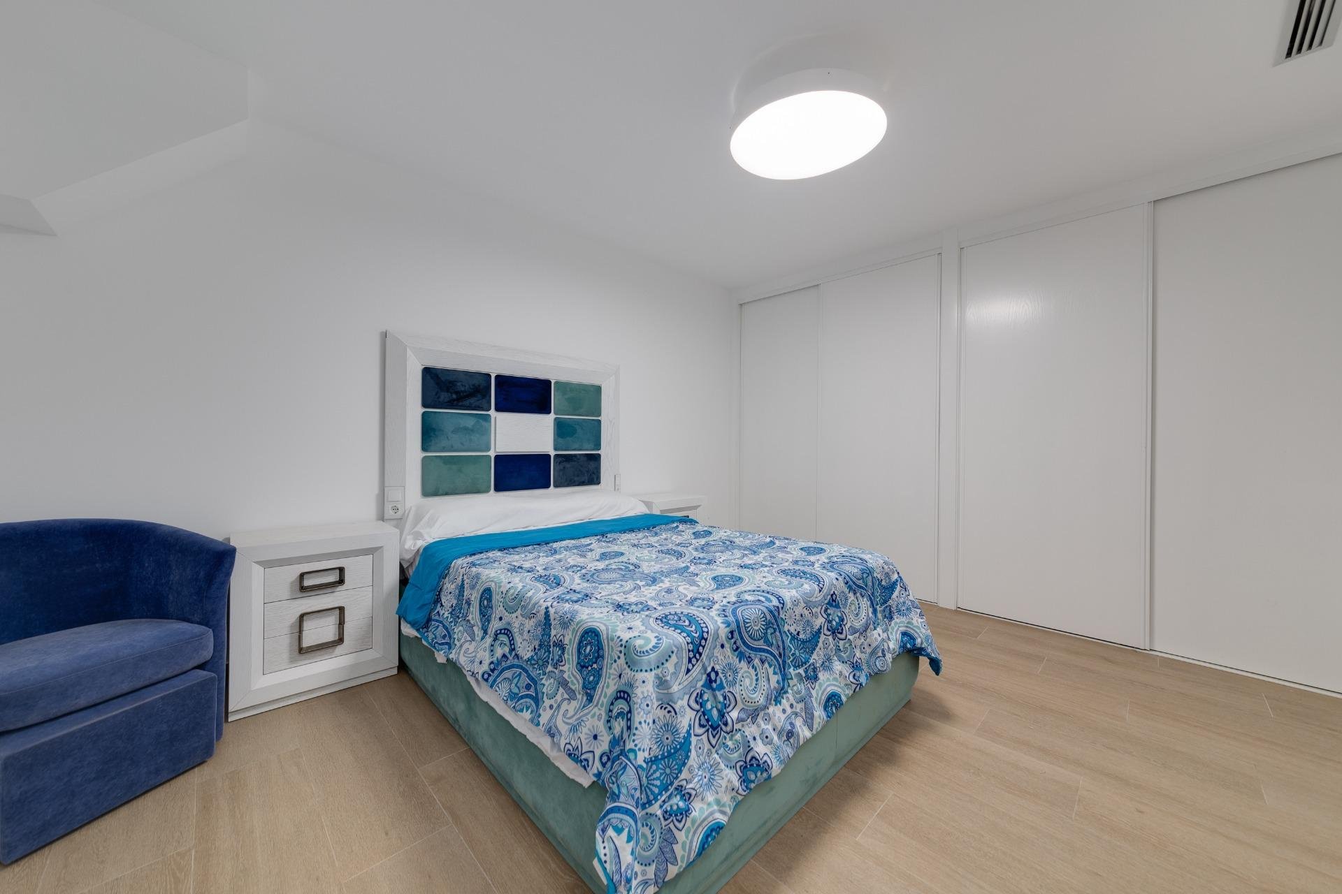 Resale - Villa -
San Miguel de Salinas - Cerro del Sol
