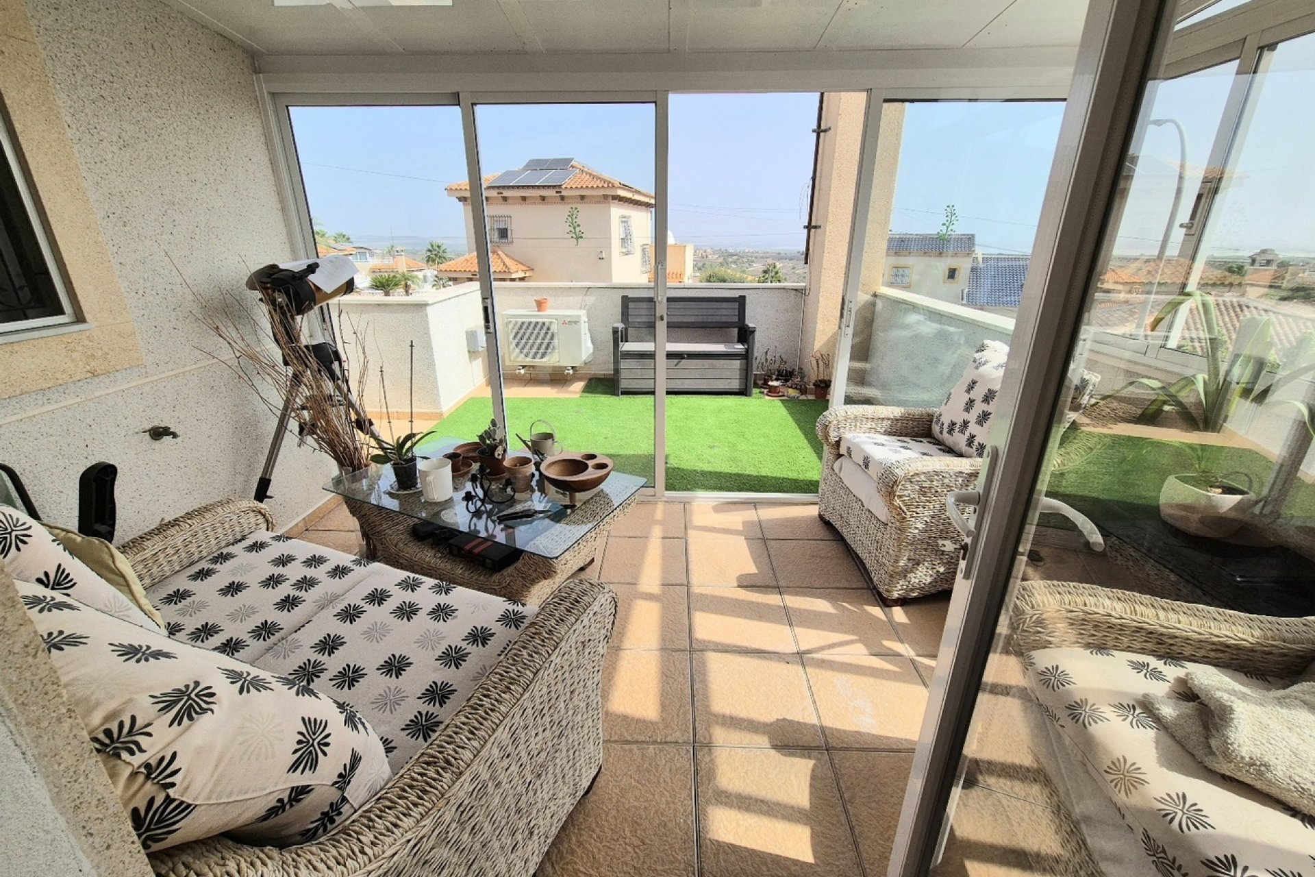 Resale - Villa -
San Miguel de Salinas - Ciudad de las comunicaciones