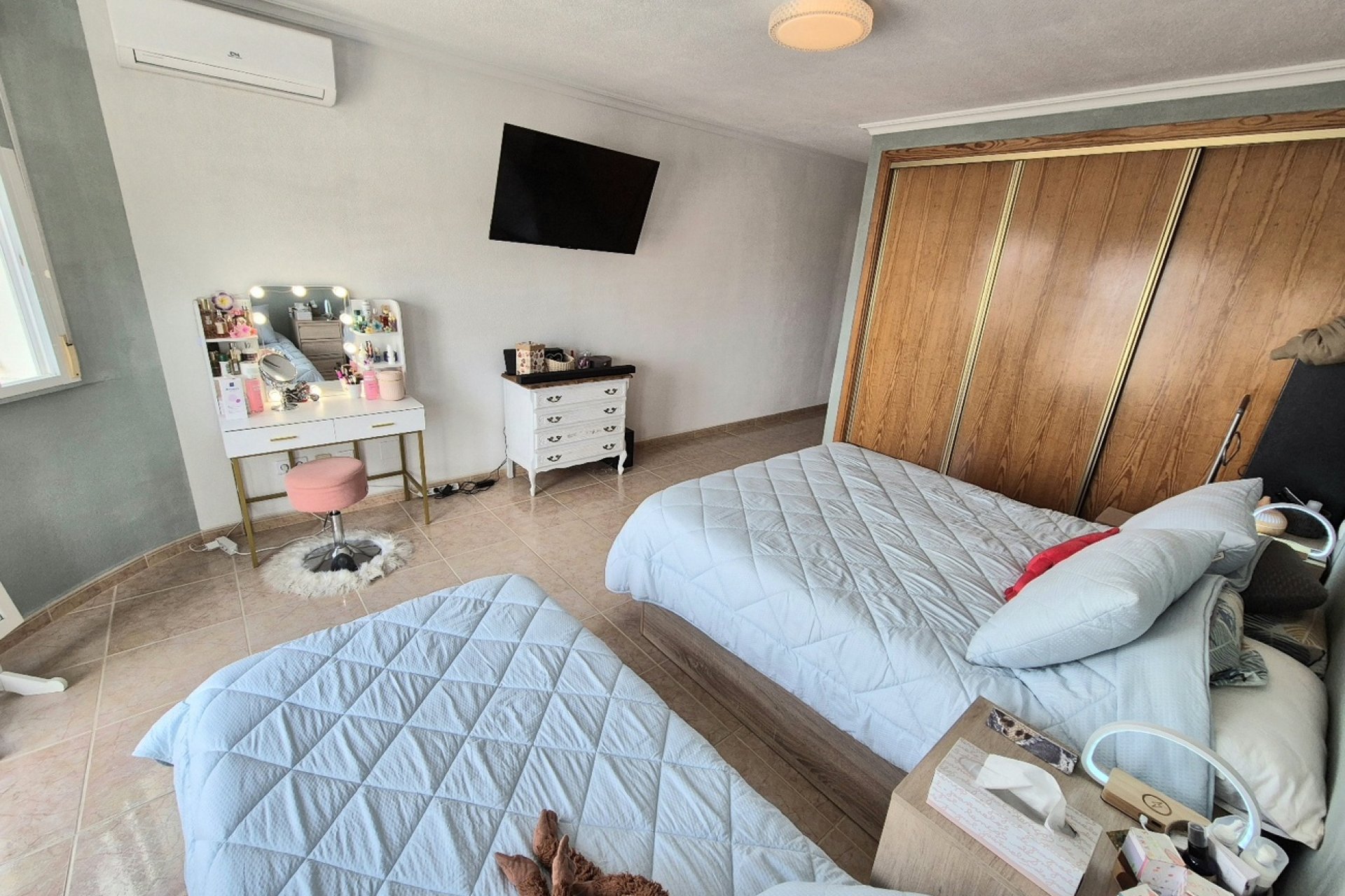 Resale - Villa -
San Miguel de Salinas - Ciudad de las comunicaciones