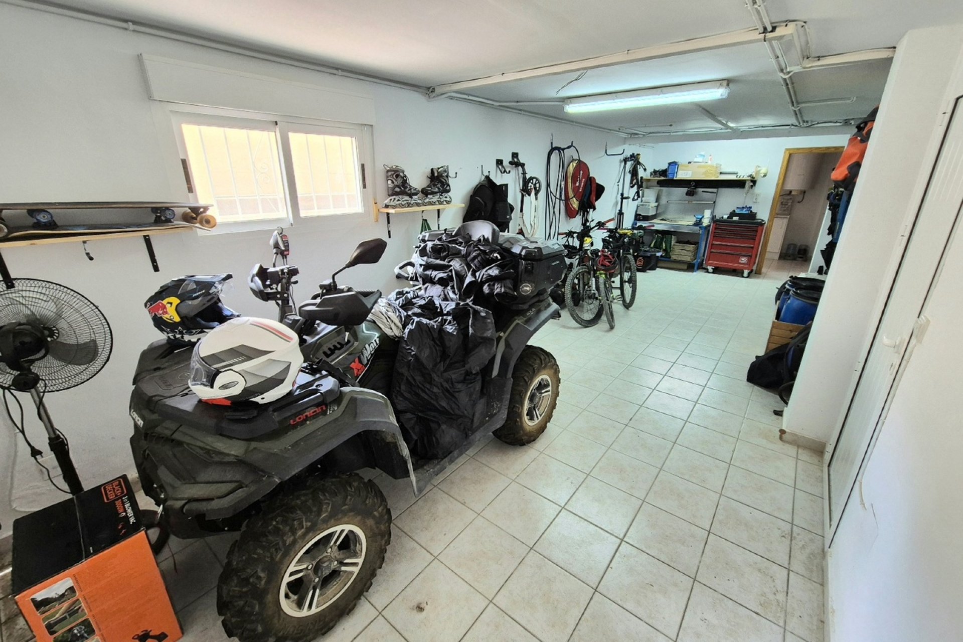 Resale - Villa -
San Miguel de Salinas - Ciudad de las comunicaciones