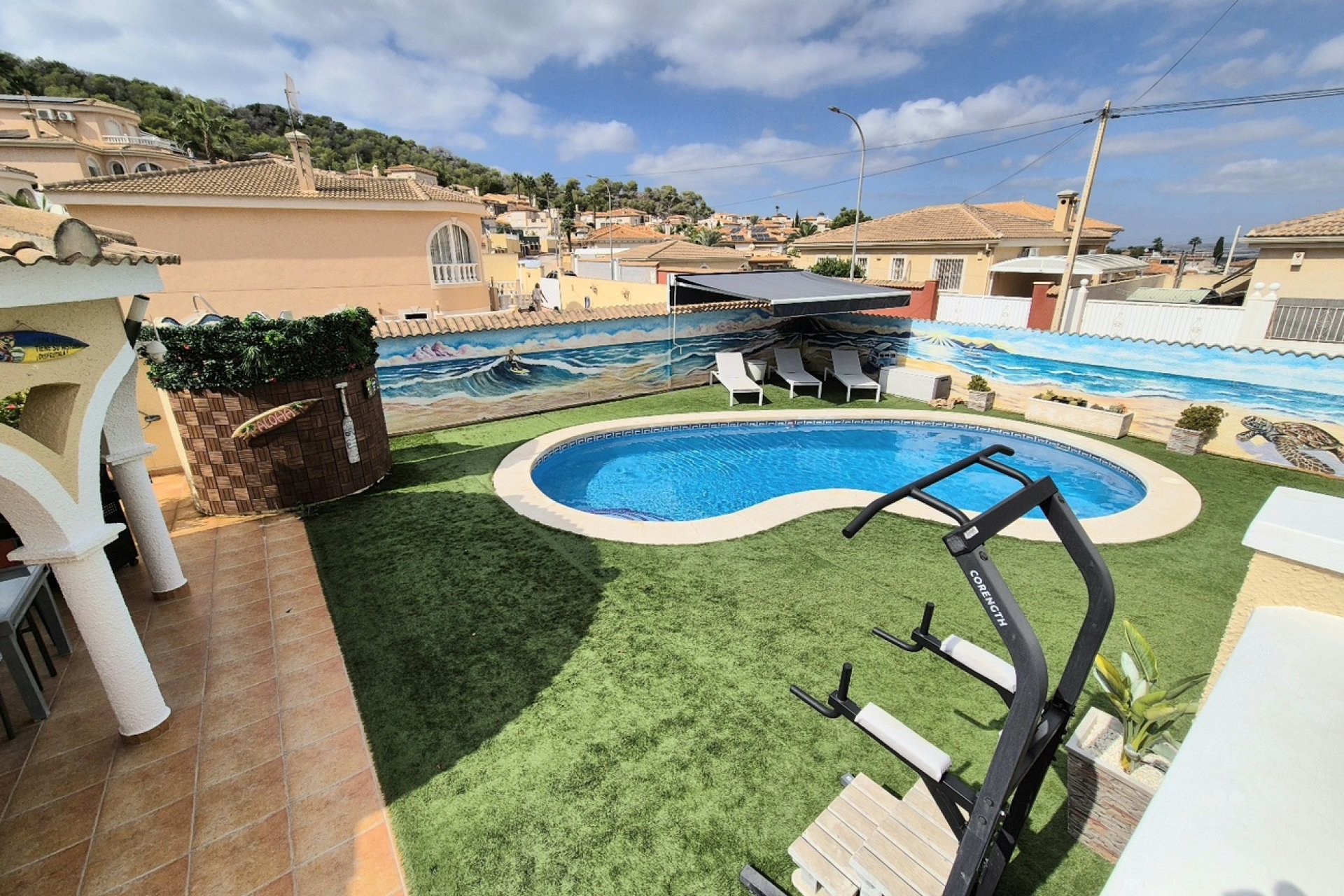 Resale - Villa -
San Miguel de Salinas - Ciudad de las comunicaciones