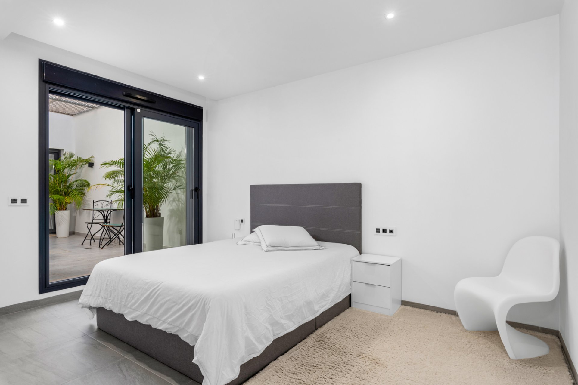 Resale - Villa -
San Miguel de Salinas - Inland