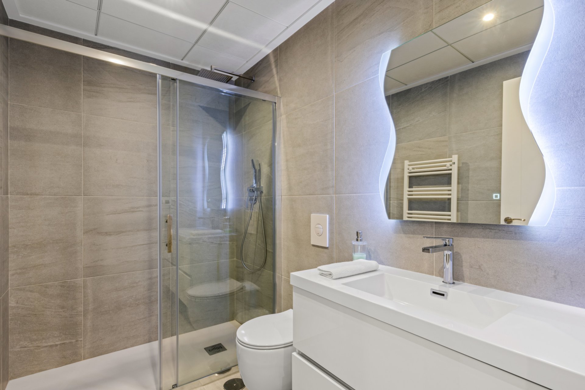 Resale - Villa -
San Miguel de Salinas - Inland