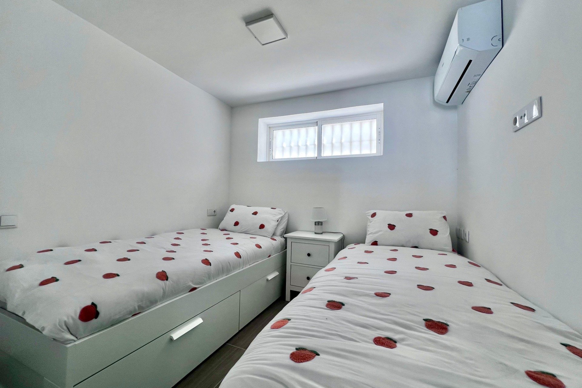 Resale - Villa -
San Miguel de Salinas - Las filipinas