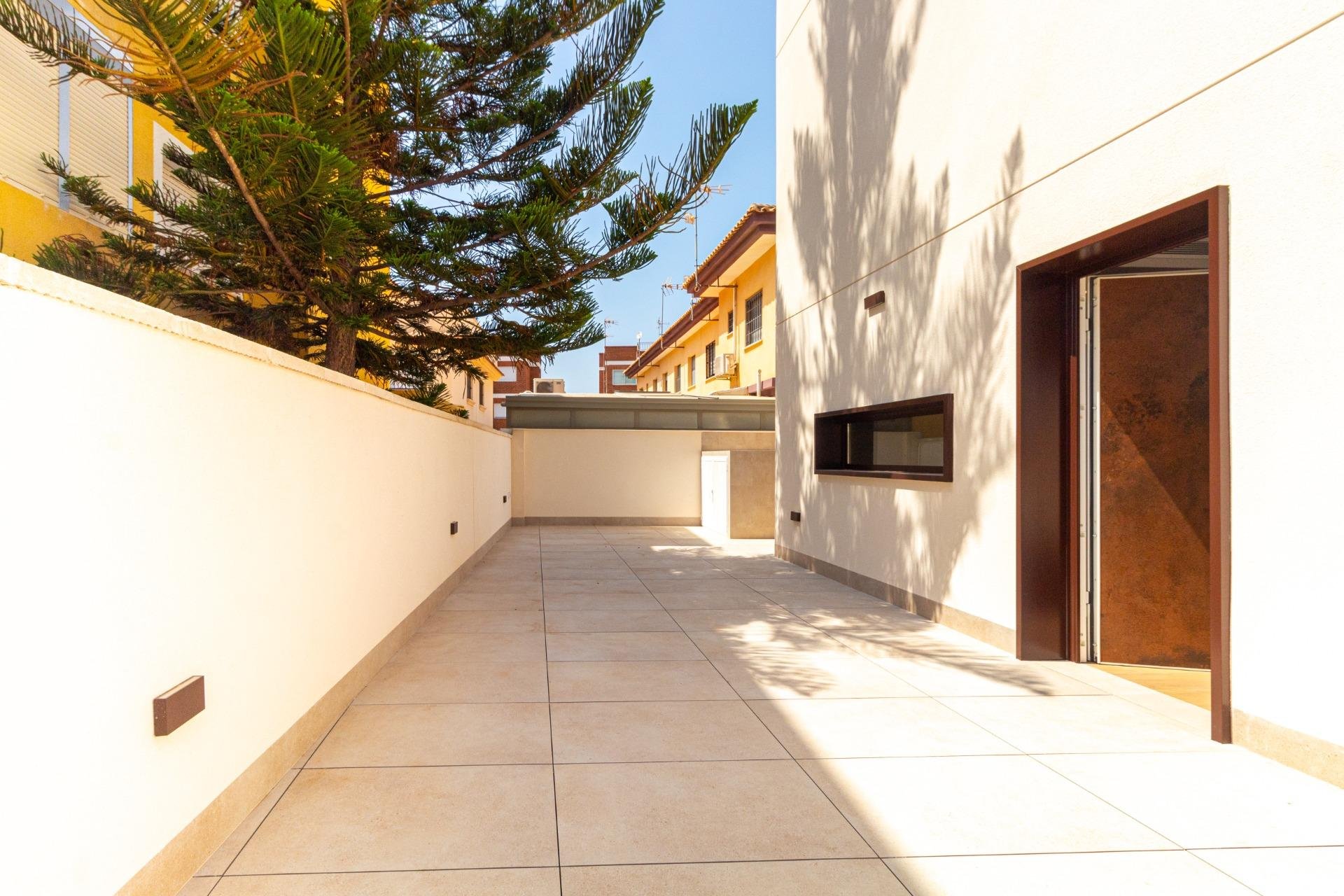 Resale - Villa -
Santiago de la ribera - Playa de santiago de la ribera