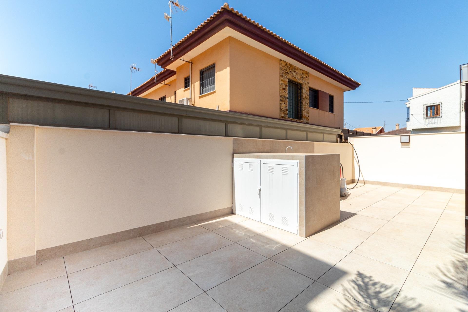 Resale - Villa -
Santiago de la ribera - Playa de santiago de la ribera