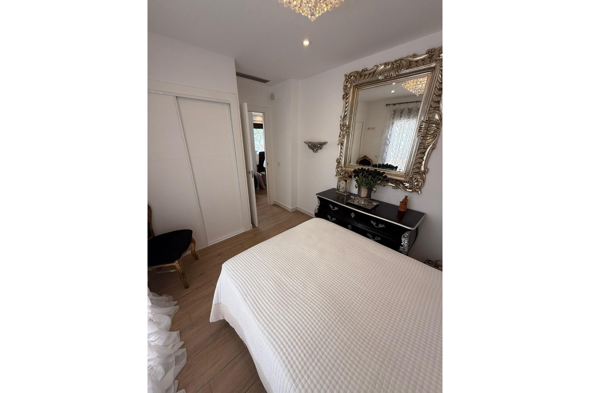 Resale - Villa -
Torrevieja - Aguas Nuevas