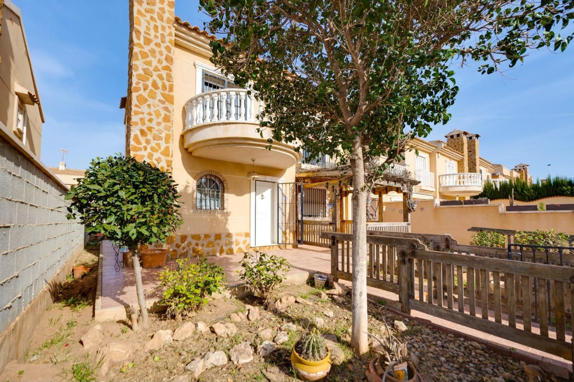 Resale - Villa -
Torrevieja - Aguas Nuevas