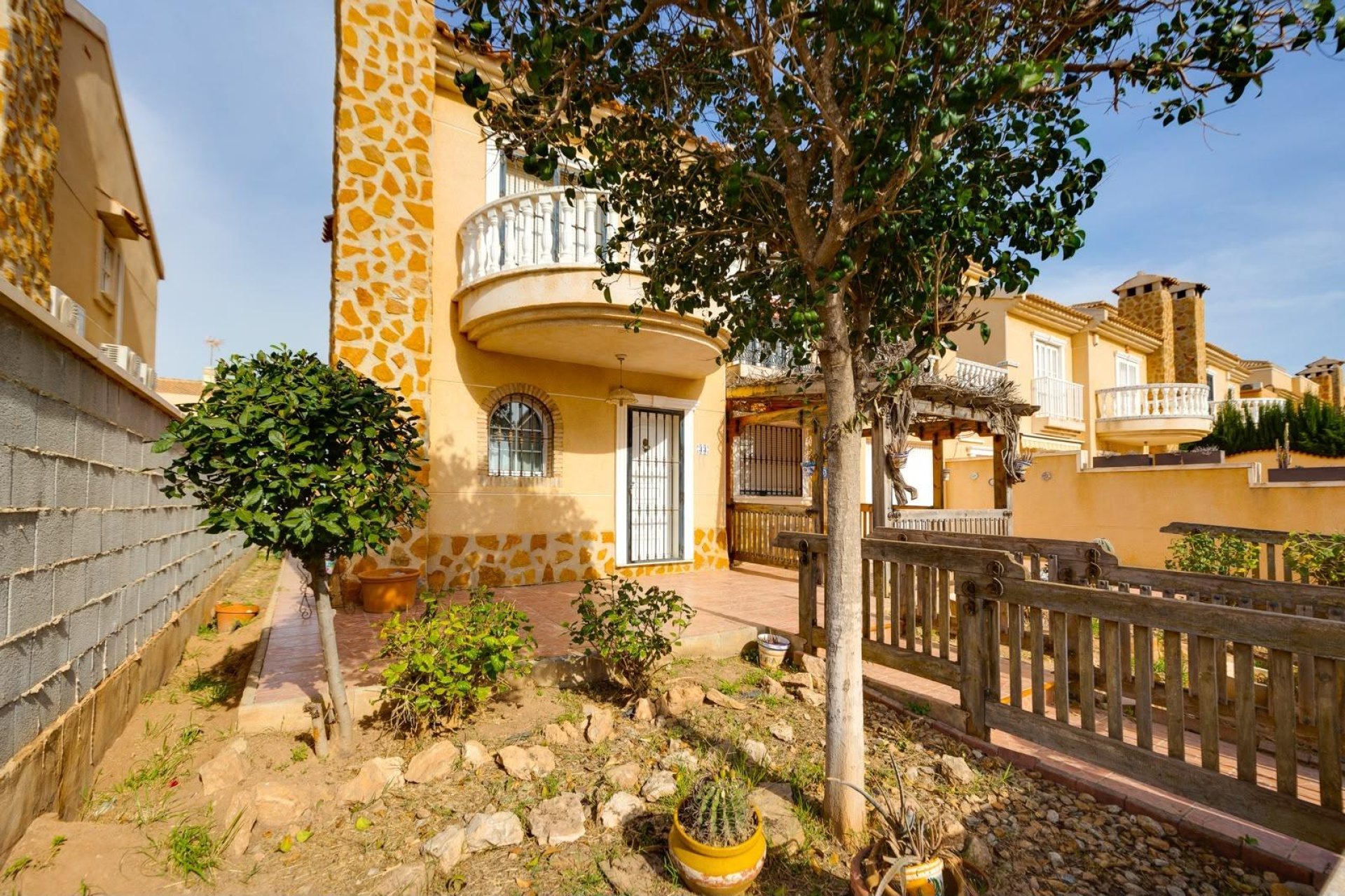Resale - Villa -
Torrevieja - Aguas Nuevas