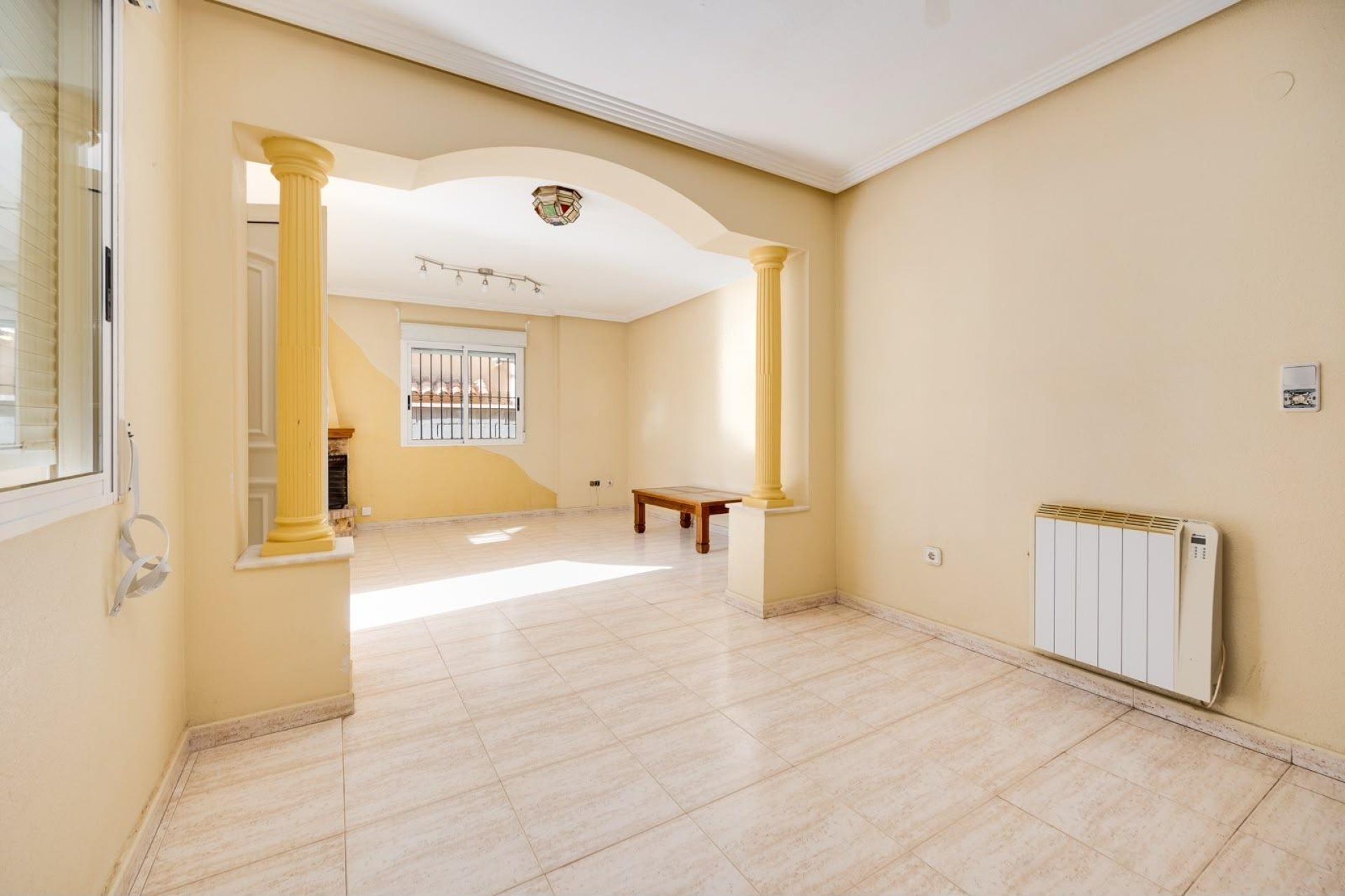 Resale - Villa -
Torrevieja - Aguas Nuevas