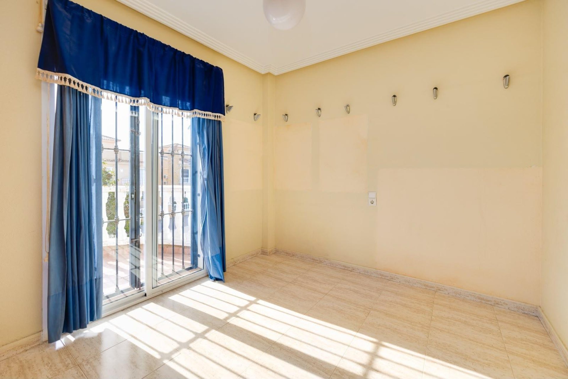Resale - Villa -
Torrevieja - Aguas Nuevas