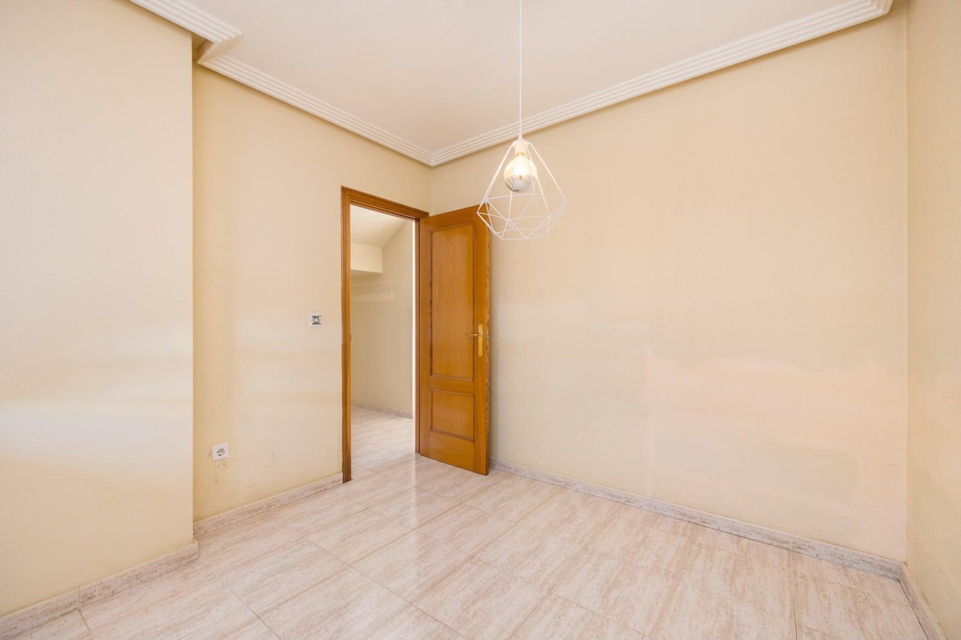 Resale - Villa -
Torrevieja - Aguas Nuevas
