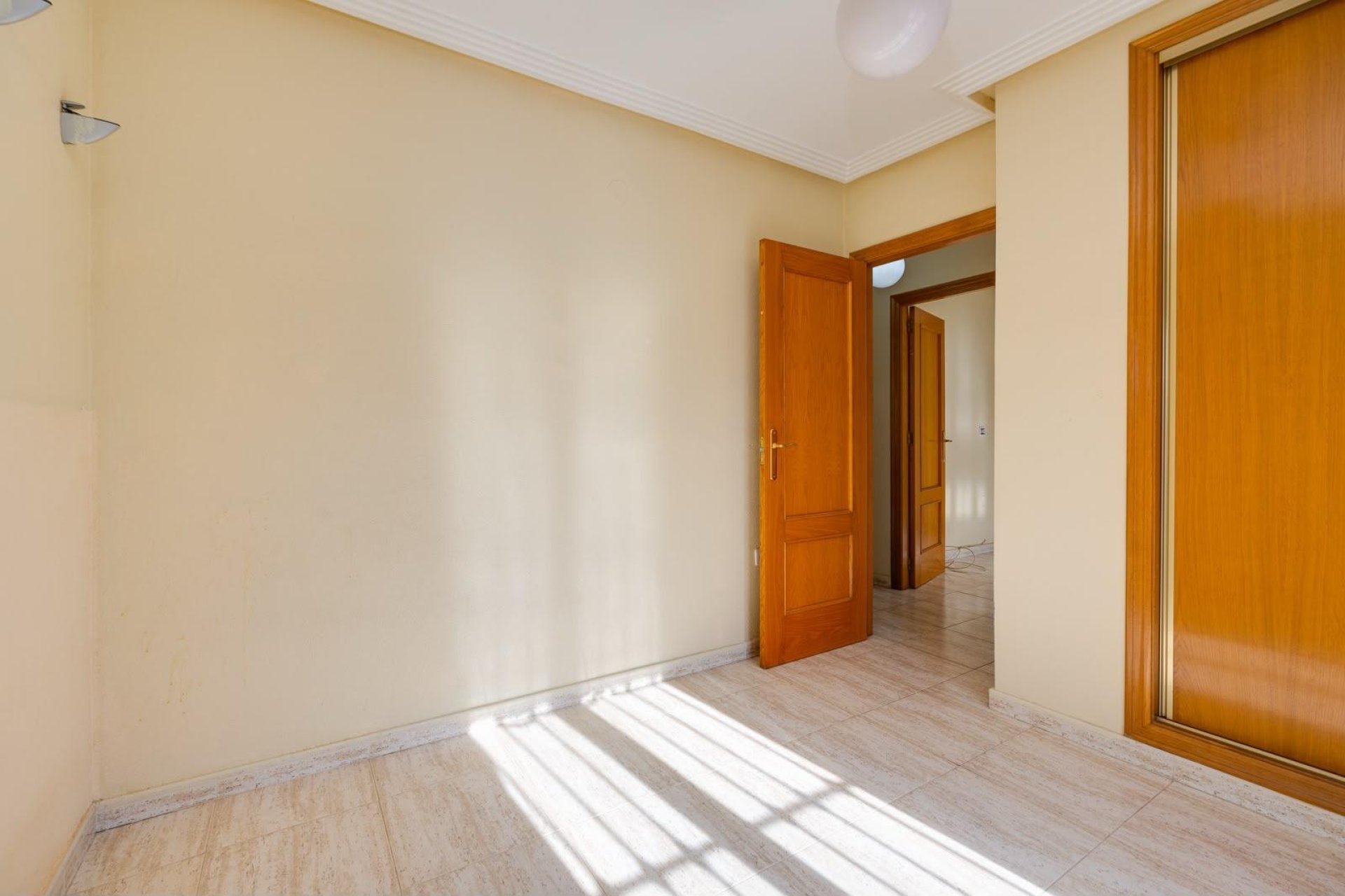 Resale - Villa -
Torrevieja - Aguas Nuevas