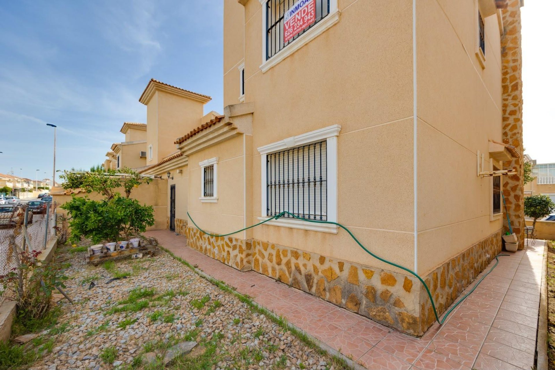 Resale - Villa -
Torrevieja - Aguas Nuevas
