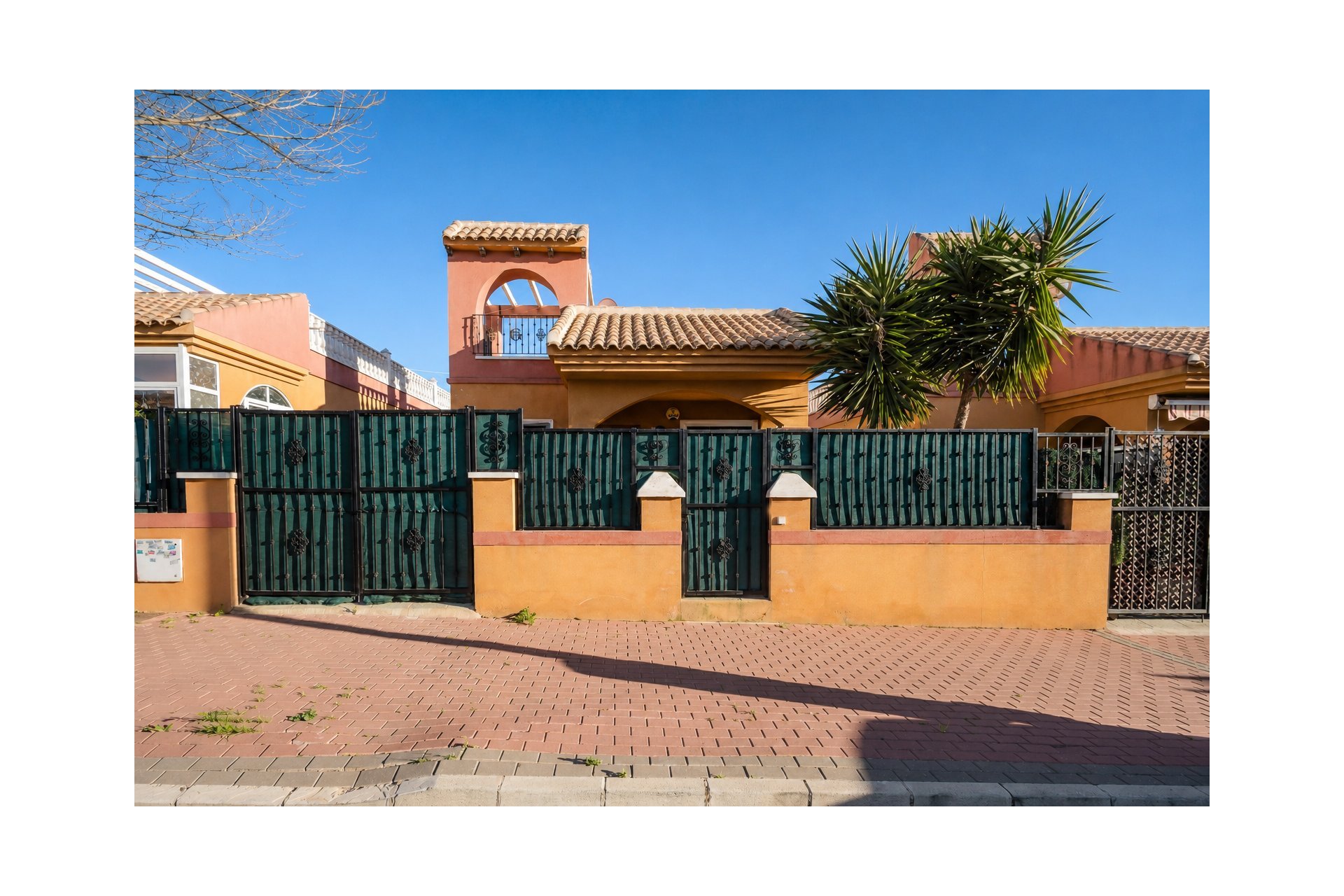 Resale - Villa -
Torrevieja - Aguas Nuevas