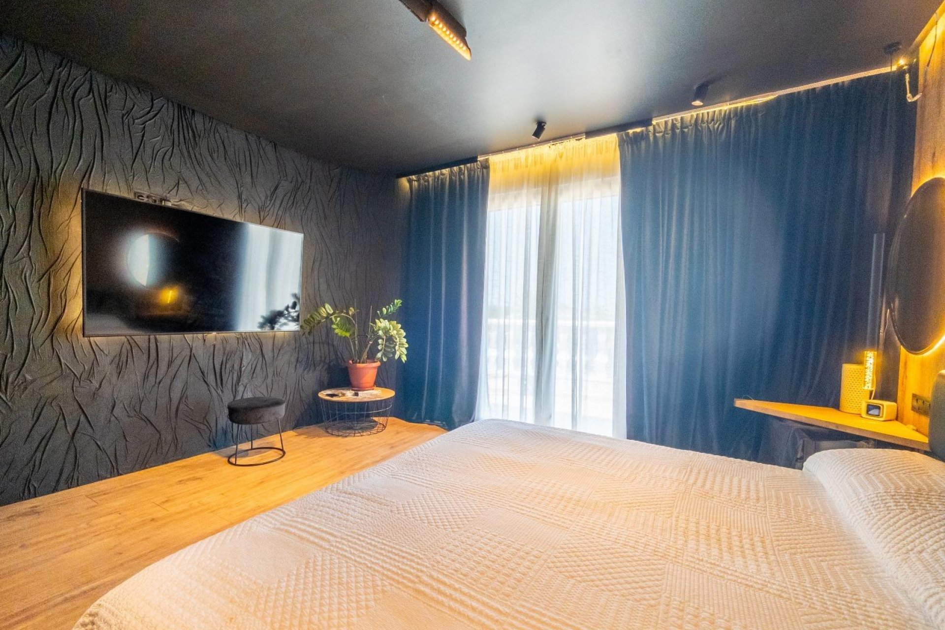 Resale - Villa -
Torrevieja - El chaparral