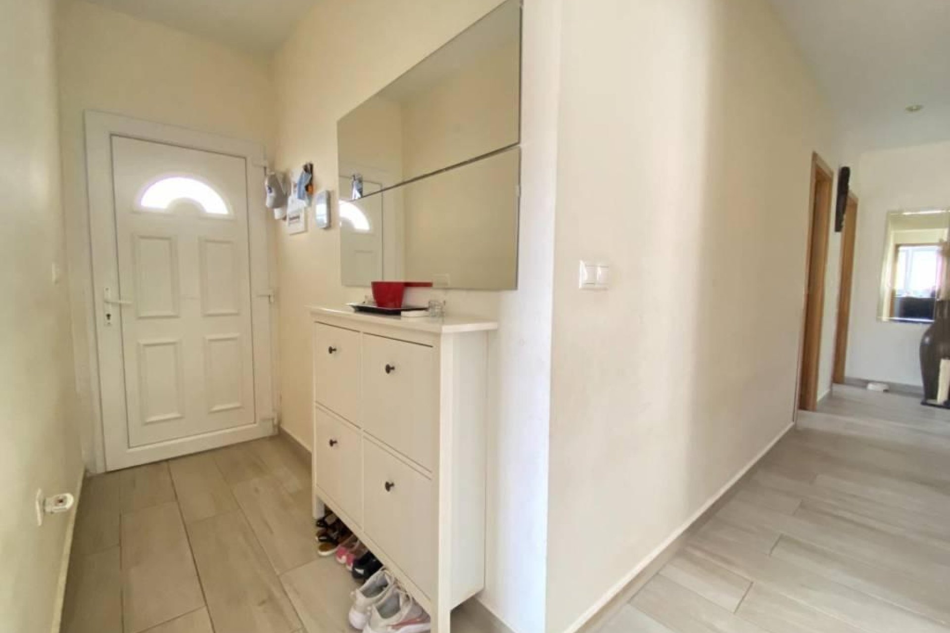 Resale - Villa -
Torrevieja - La Siesta - El Salado - Torreta