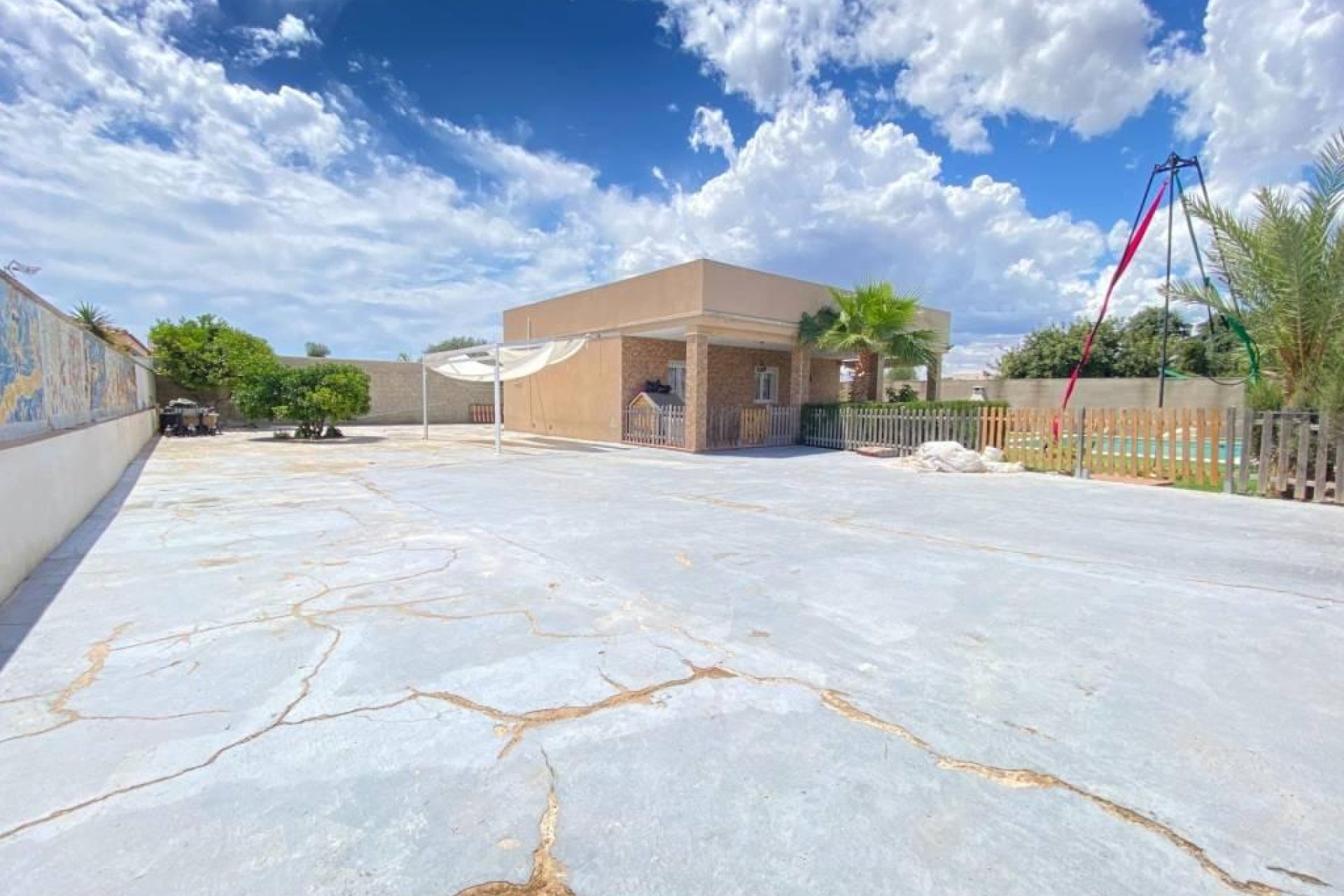 Resale - Villa -
Torrevieja - La Siesta - El Salado - Torreta