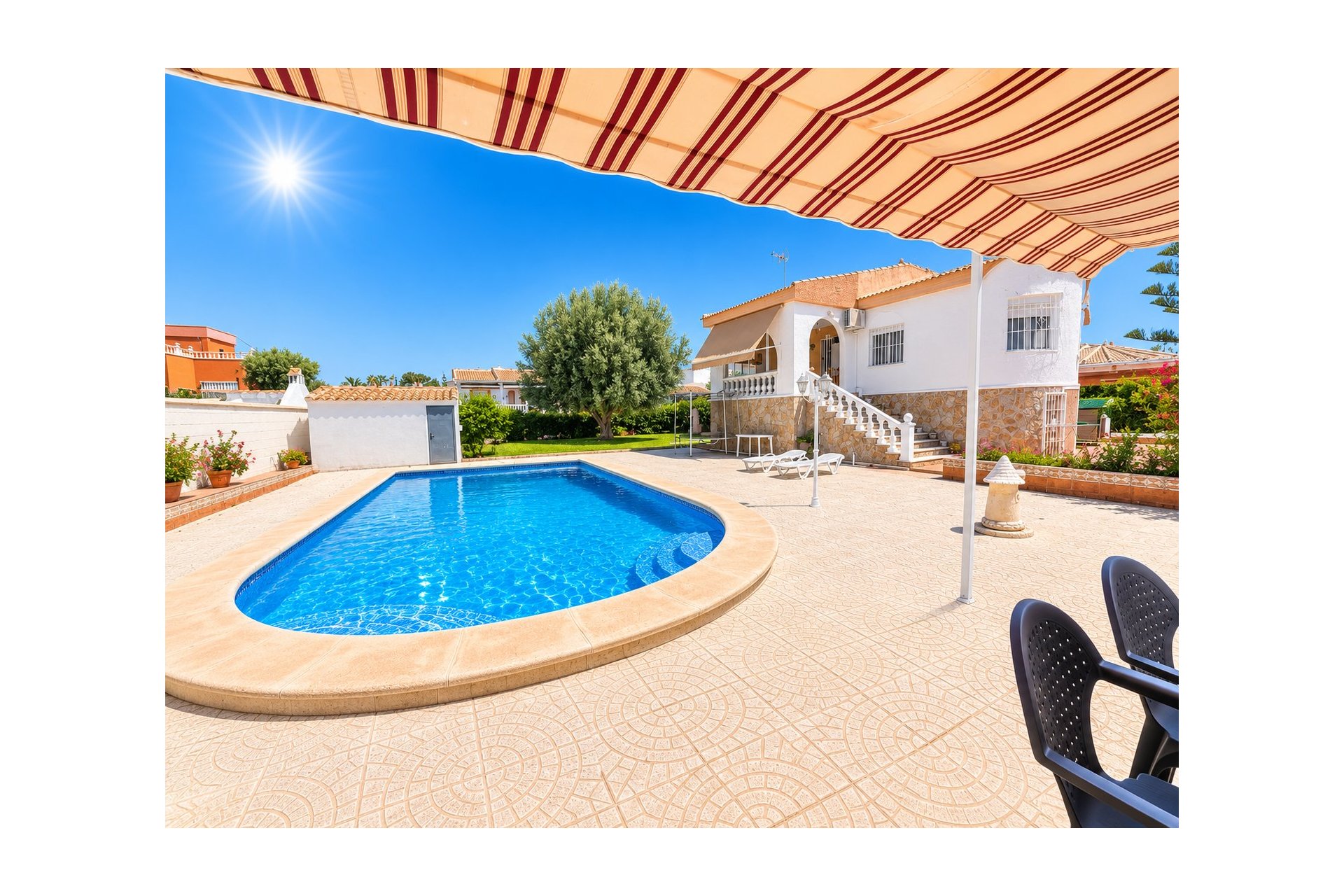 Resale - Villa -
Torrevieja - La siesta