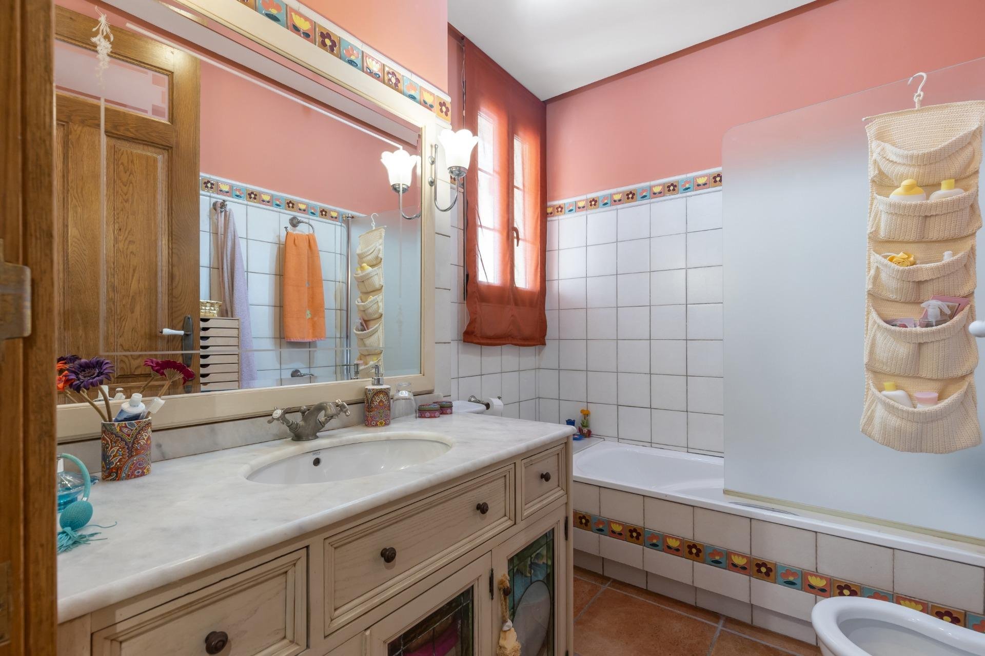 Resale - Villa -
Torrevieja - La veleta